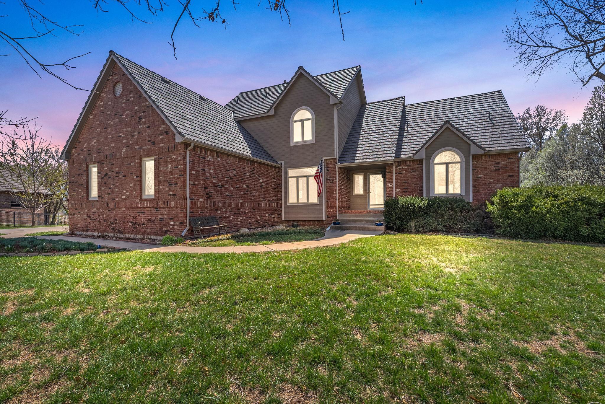 2801 N Fox Pointe Cir, Wichita, Virginia image 1