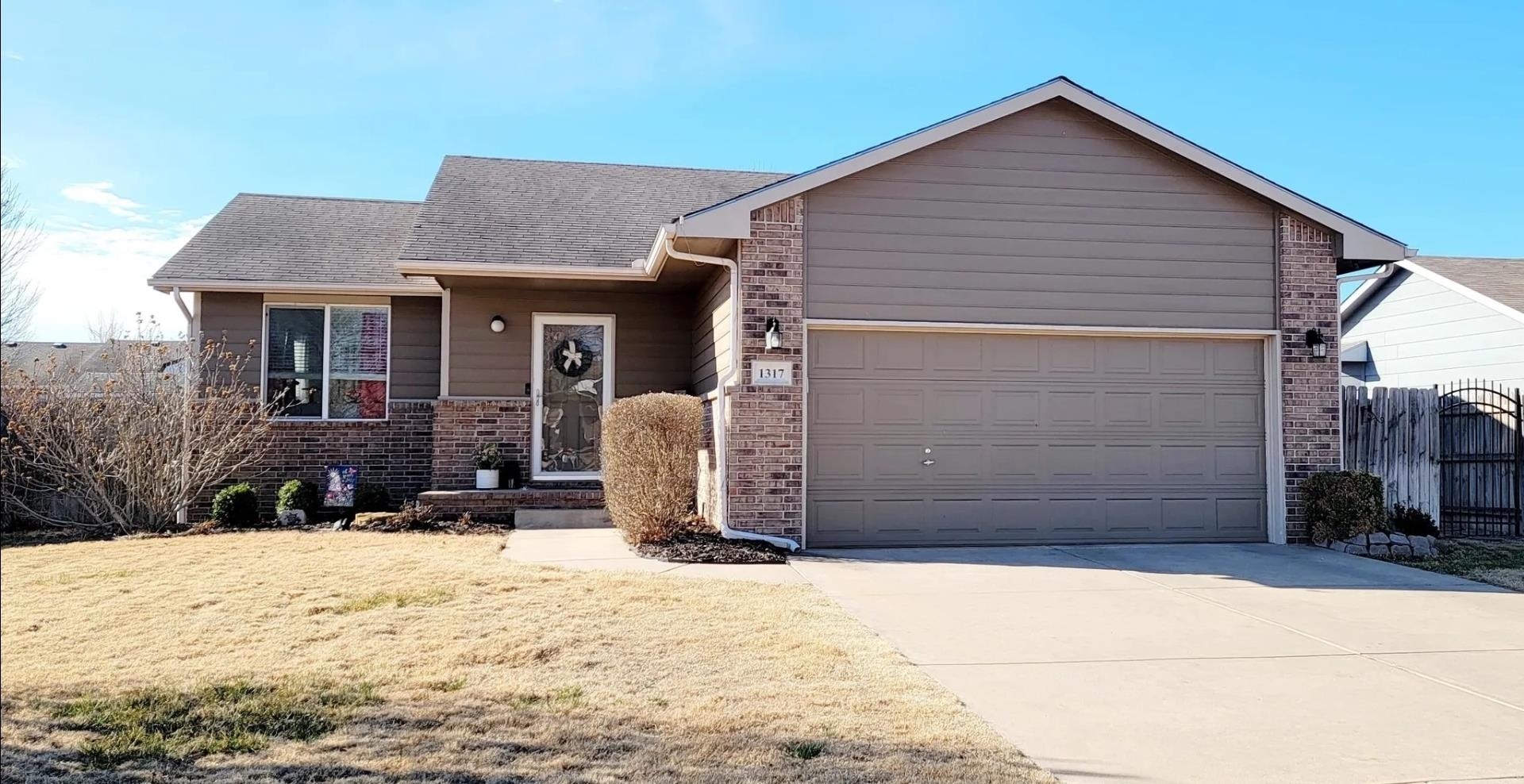 1317 E Hurley St, Haysville, Kansas image 1