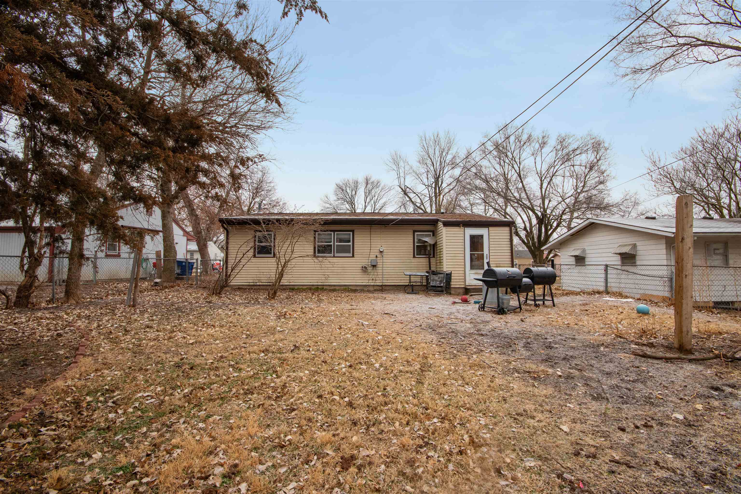 908 SE 2nd St, Newton, Kansas image 21