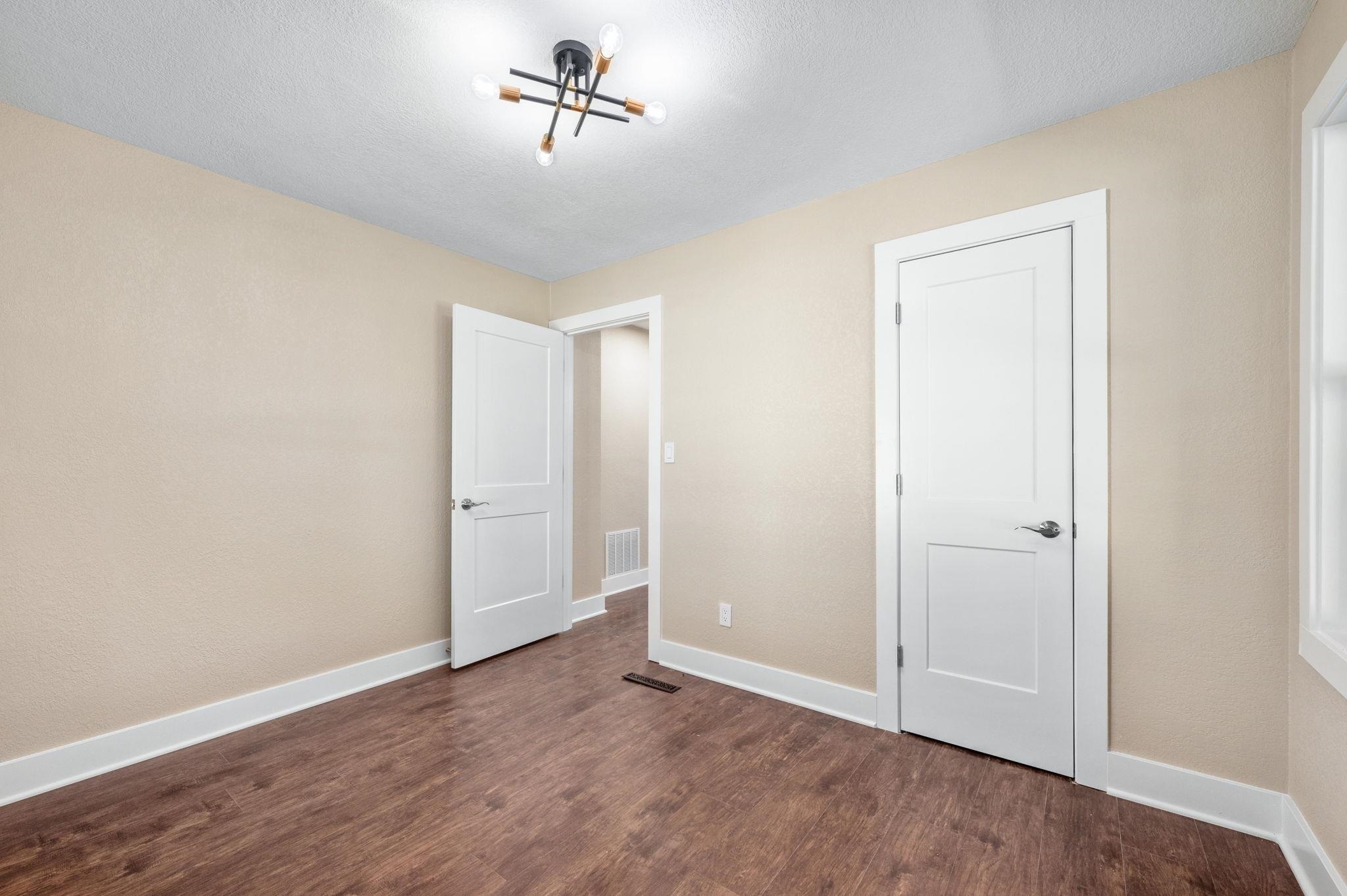 2127 S Pattie St, Wichita, Kansas image 11