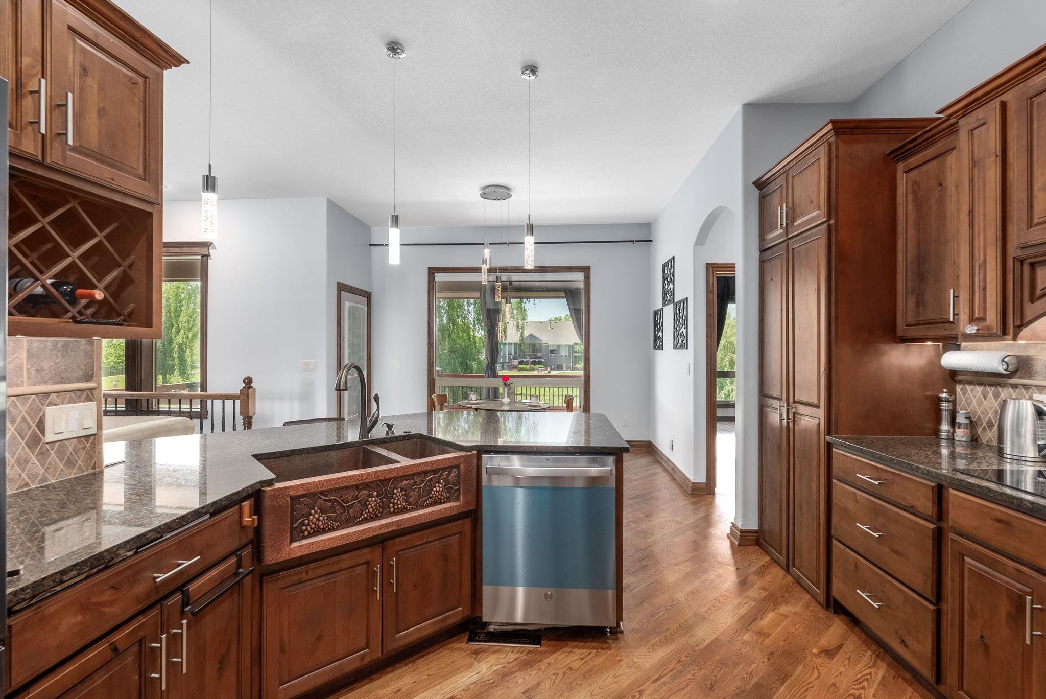 821 N Woodstone Dr, Andover, Virginia image 10