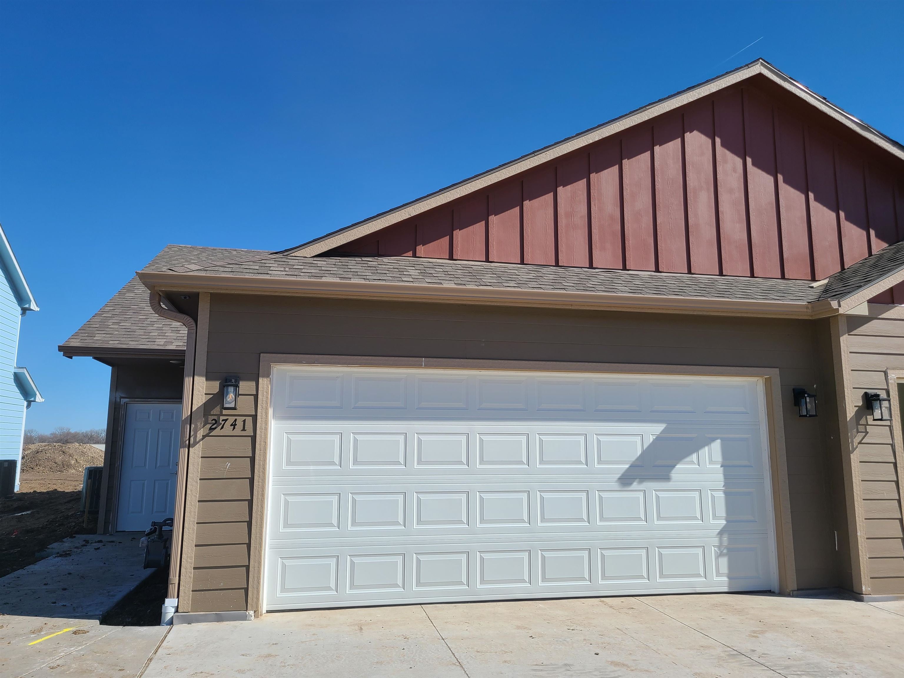 2741 Tim Rogers Ln, Salina, Kansas image 1