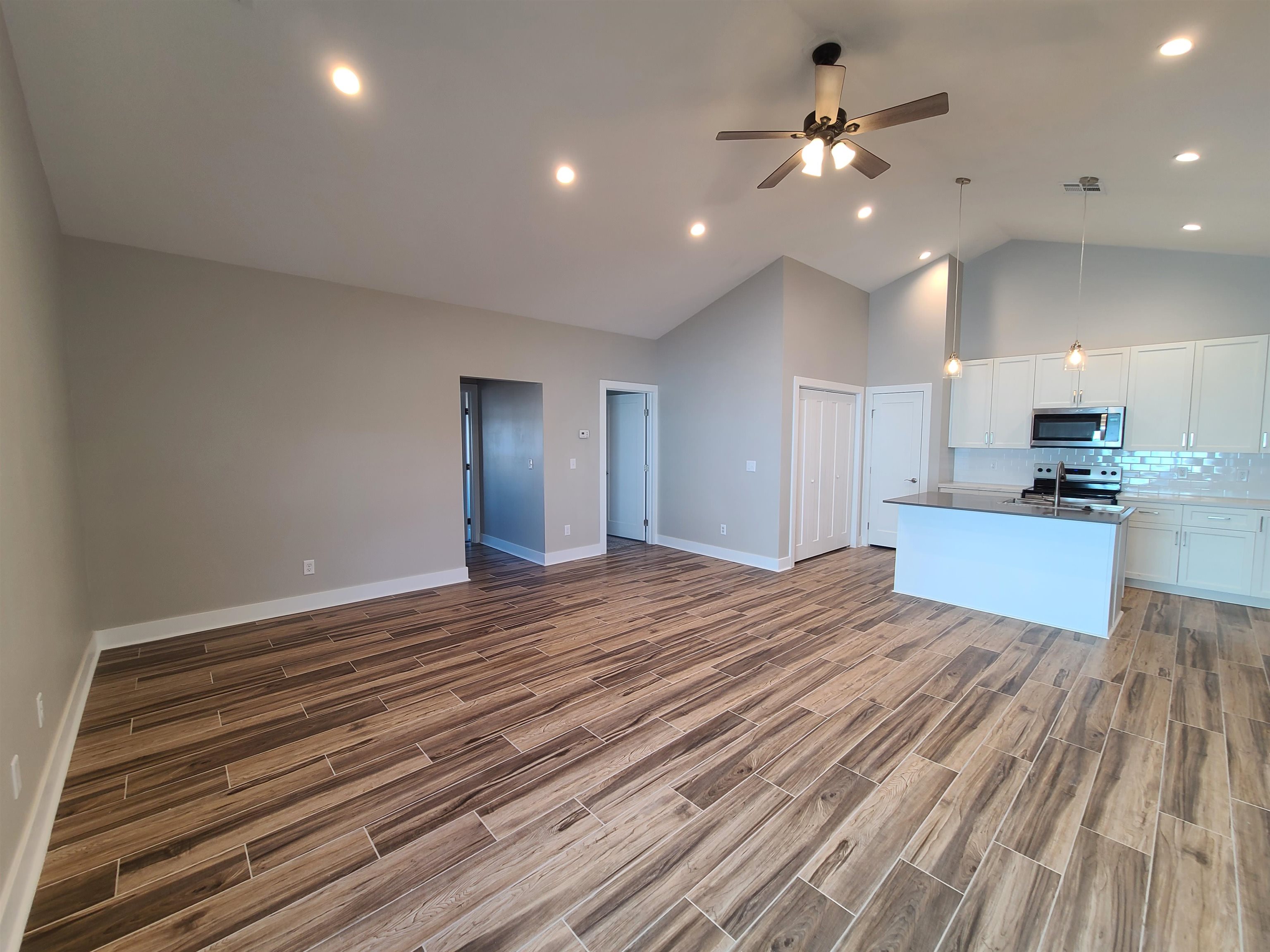 2741 Tim Rogers Ln, Salina, Kansas image 3