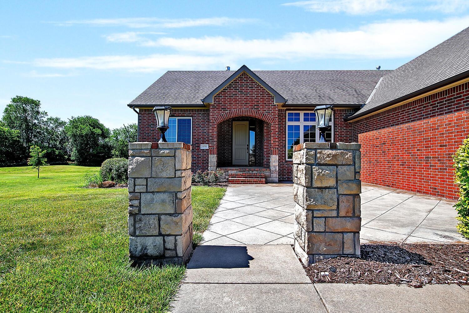 15751 E Evening Shade Ct, Benton, Kansas image 3