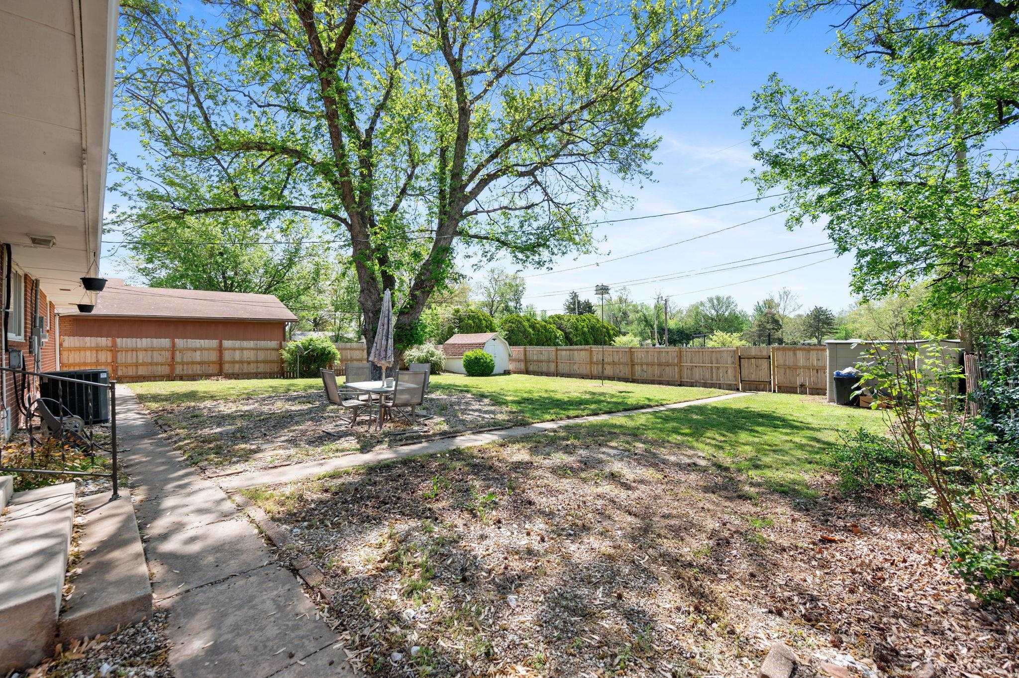 1519 E 14th Ave, Winfield, Kansas image 26