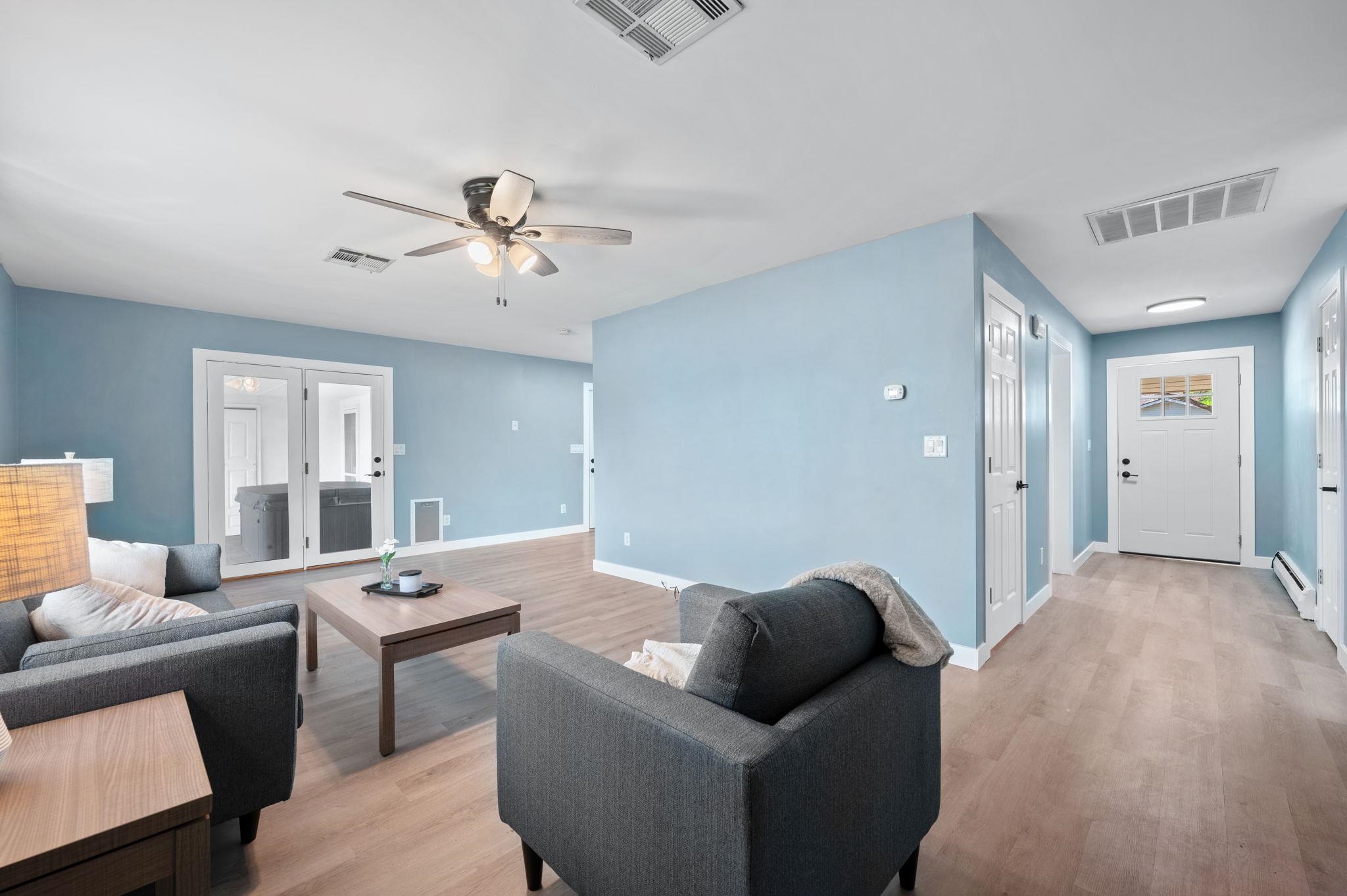 1519 E 14th Ave, Winfield, Kansas image 3