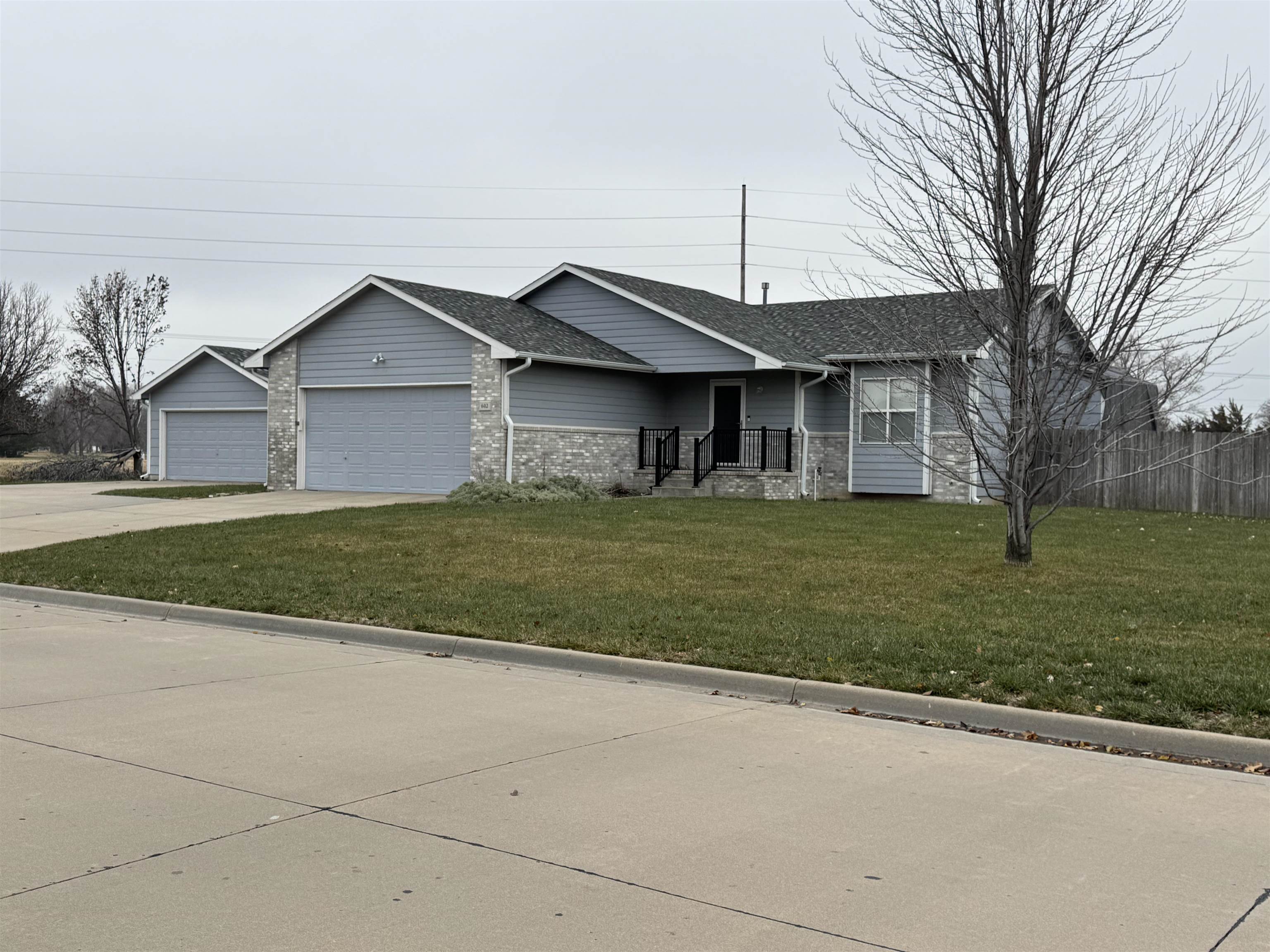 602 S Meadows Dr, Hesston, Kansas image 28