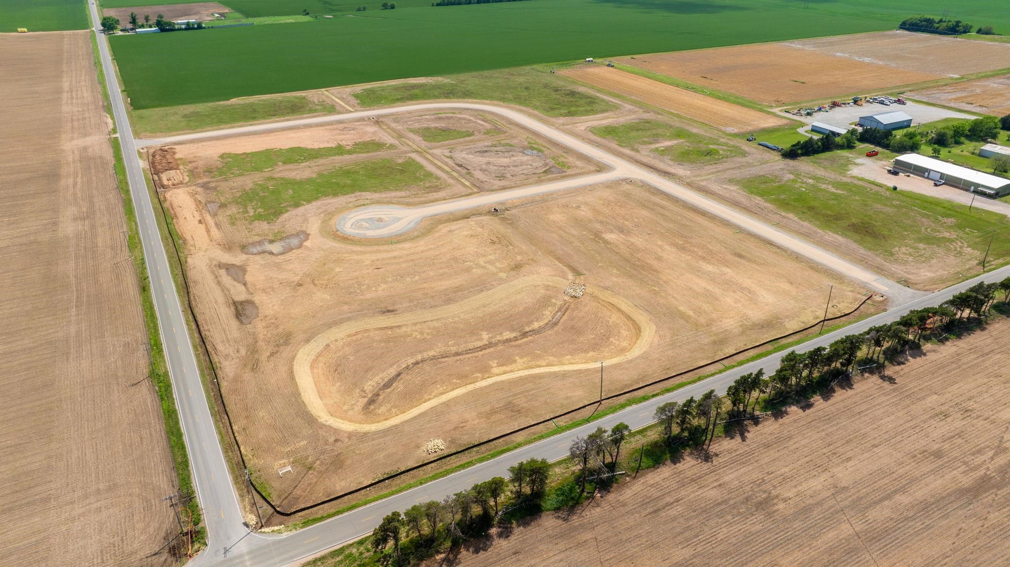 Lot 7 Block A, Maize, Kansas image 2