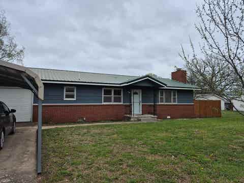 Homes For Sale - 529 N Cedar St<br/> Moran, KS 66755