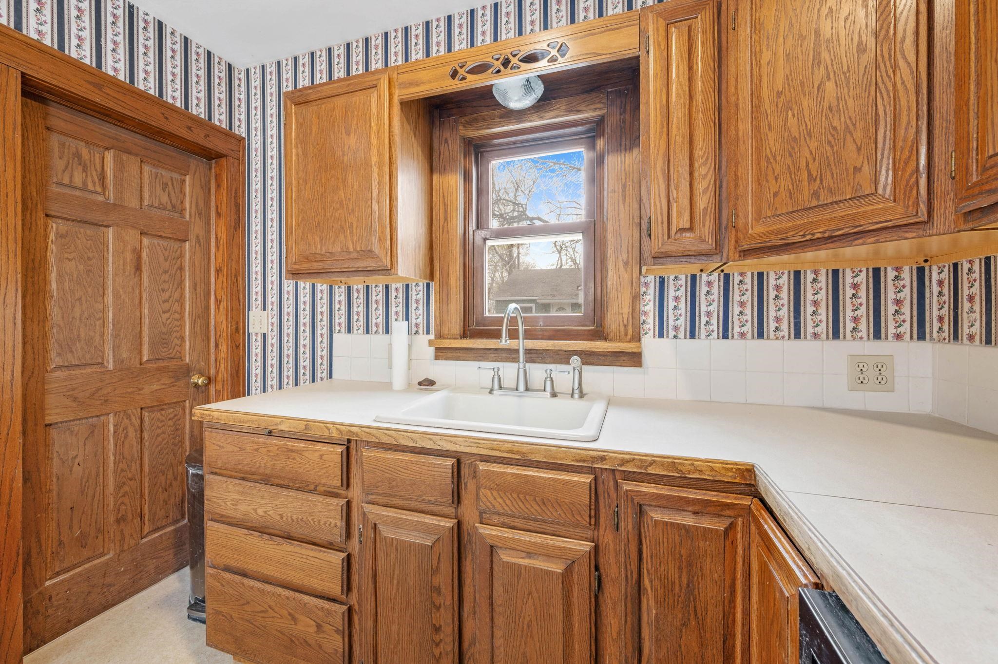 722 S Elizabeth St, Wichita, Kansas image 11