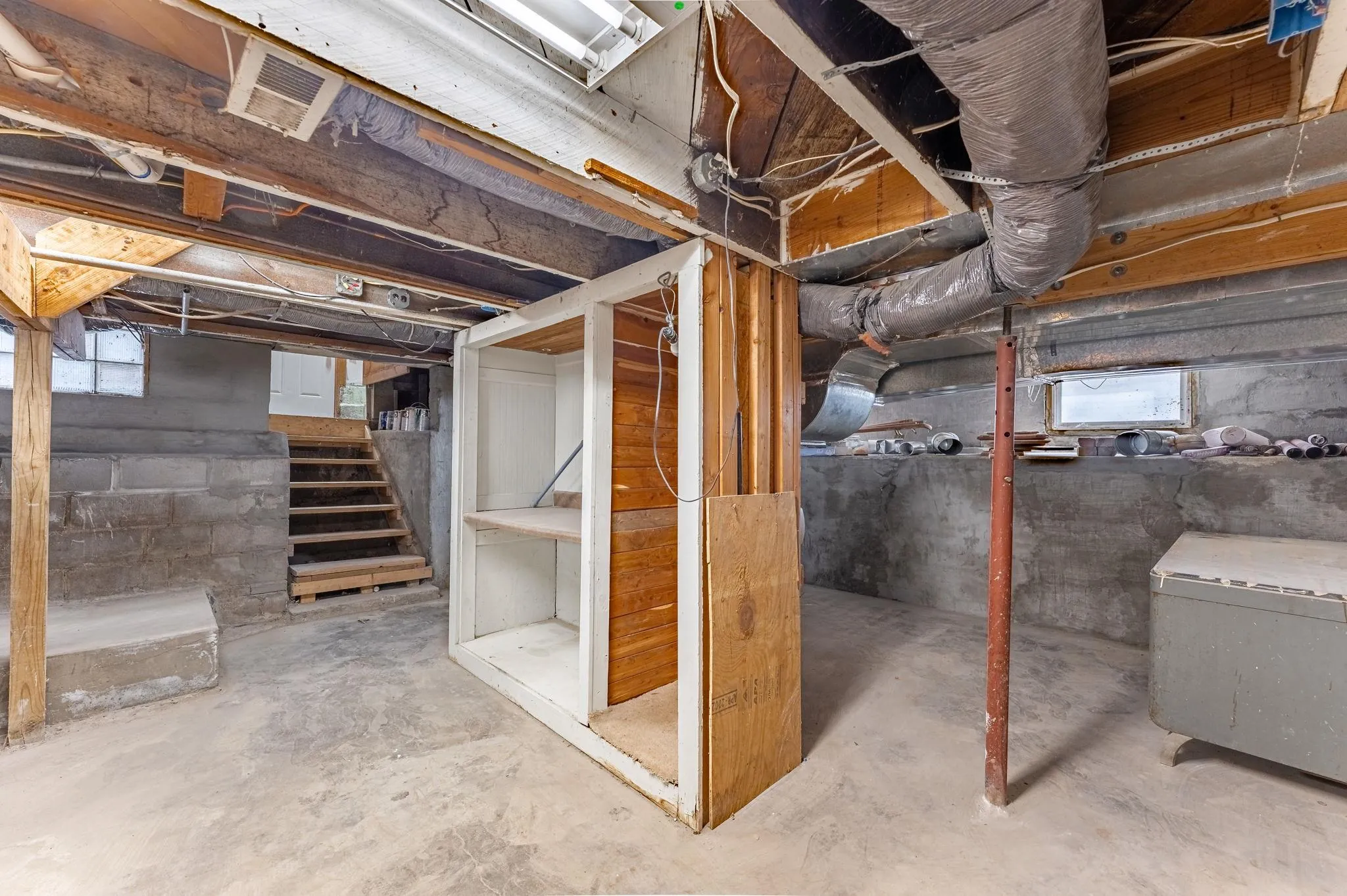 Wichita, Kansas 67213, United States, 2 Bedrooms Bedrooms, ,1 BathroomBathrooms,Residential,Active,96403