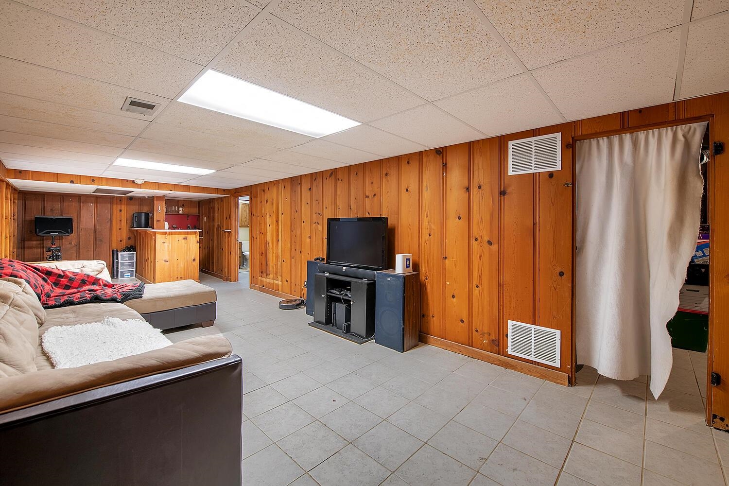 6011 E Oakwood Dr, Wichita, Kansas image 23