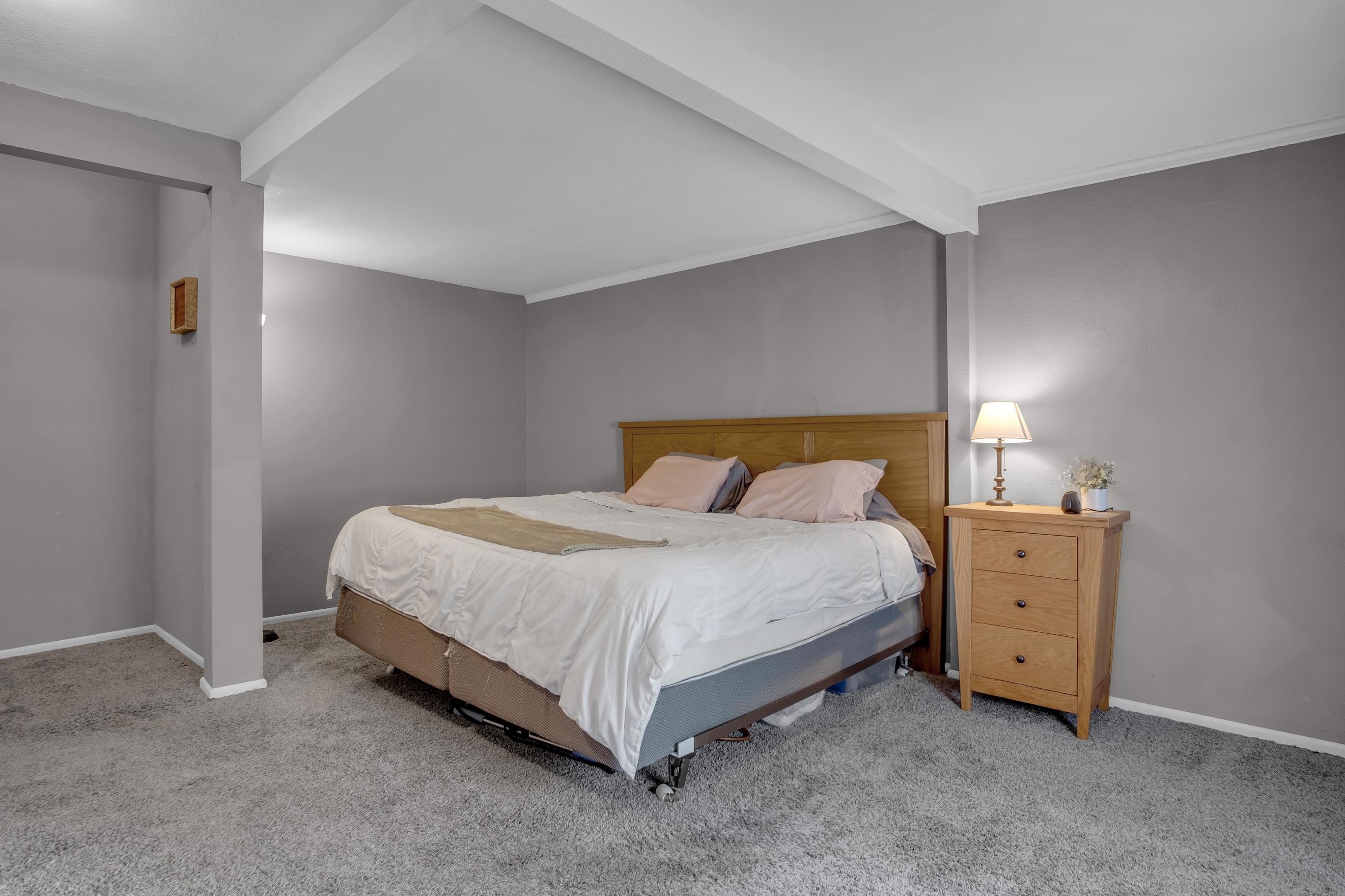 409 W 5th St, Newton, Virginia image 18