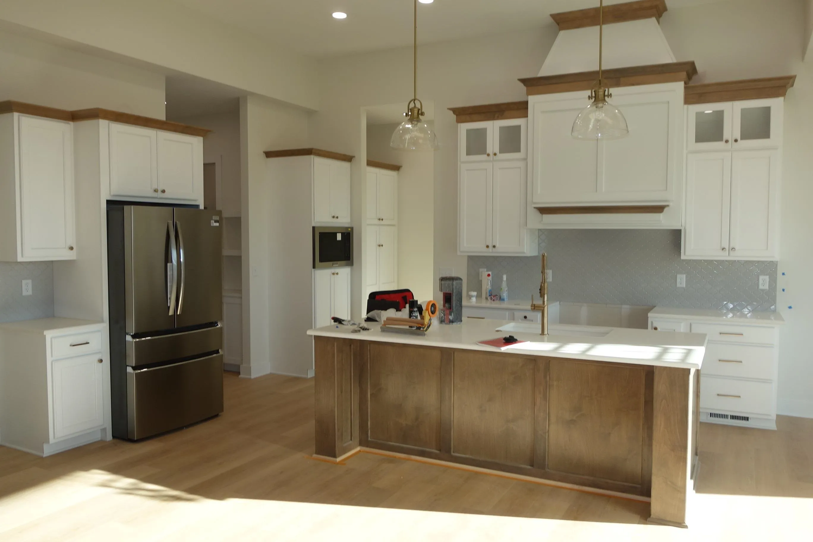 Mulvane, Kansas 67110, United States, 5 Bedrooms Bedrooms, ,4 BathroomsBathrooms,Residential,Pending,243004