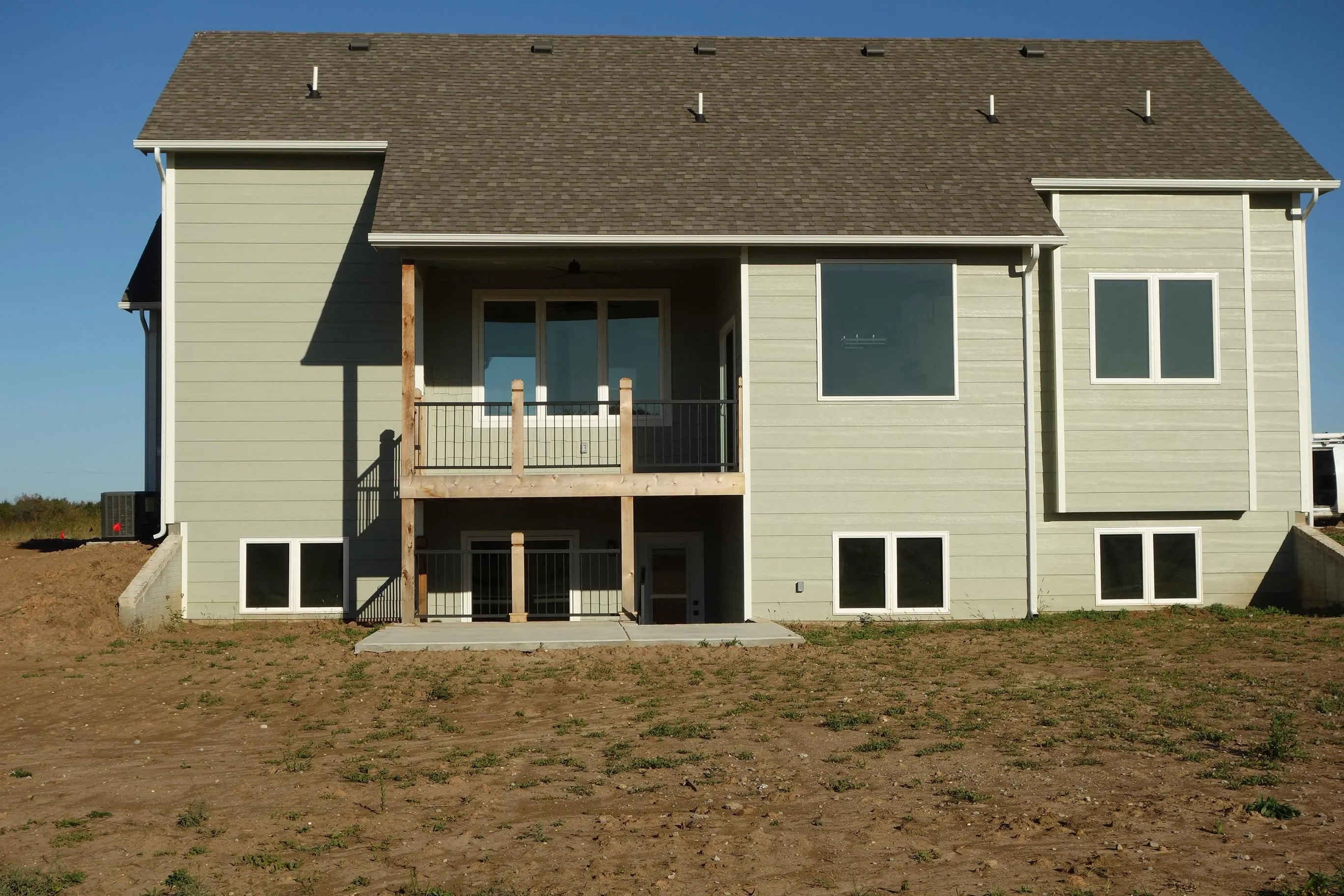 Mulvane, Kansas 67110, United States, 5 Bedrooms Bedrooms, ,4 BathroomsBathrooms,Residential,Pending,243004