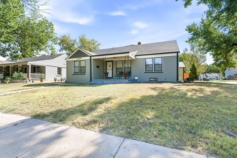 Homes For Sale - 2188 S Glendale St<br/> Wichita, KS 67218