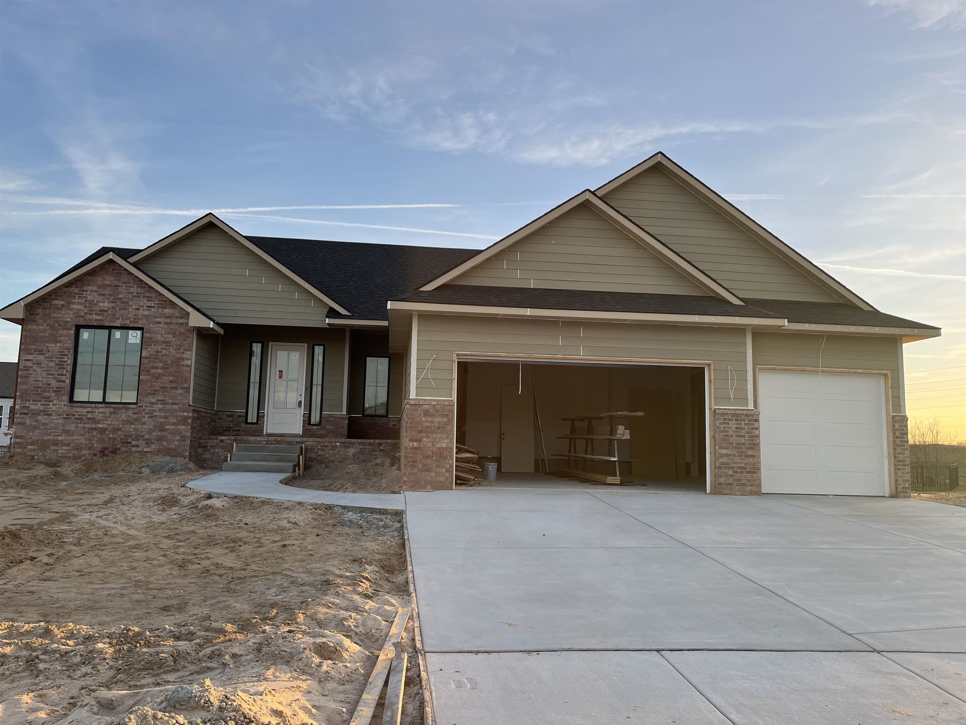 4993 Emerald Ct, Maize, Kansas image 1