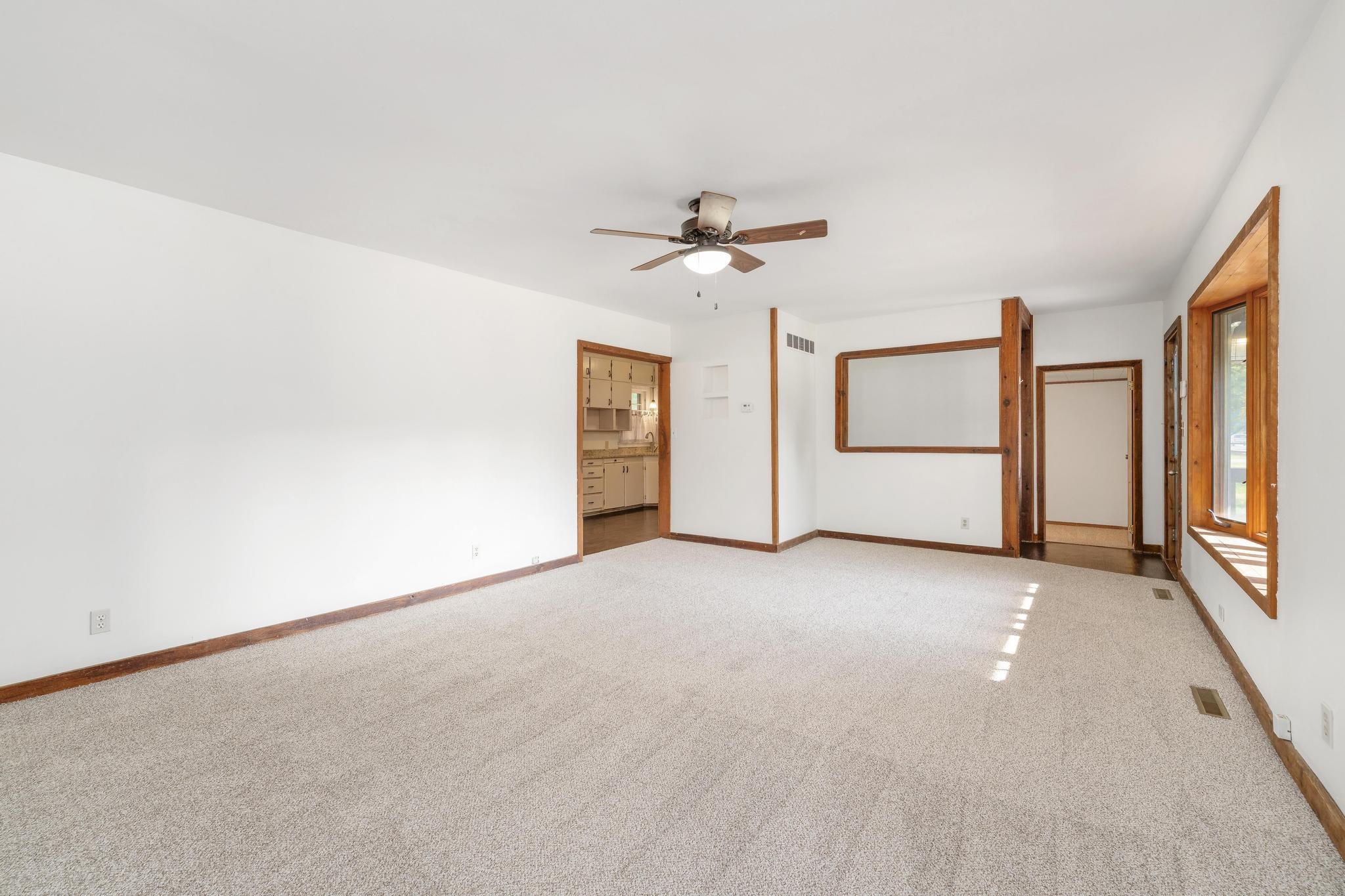 111 S Tracy St, Wichita, Kansas image 9