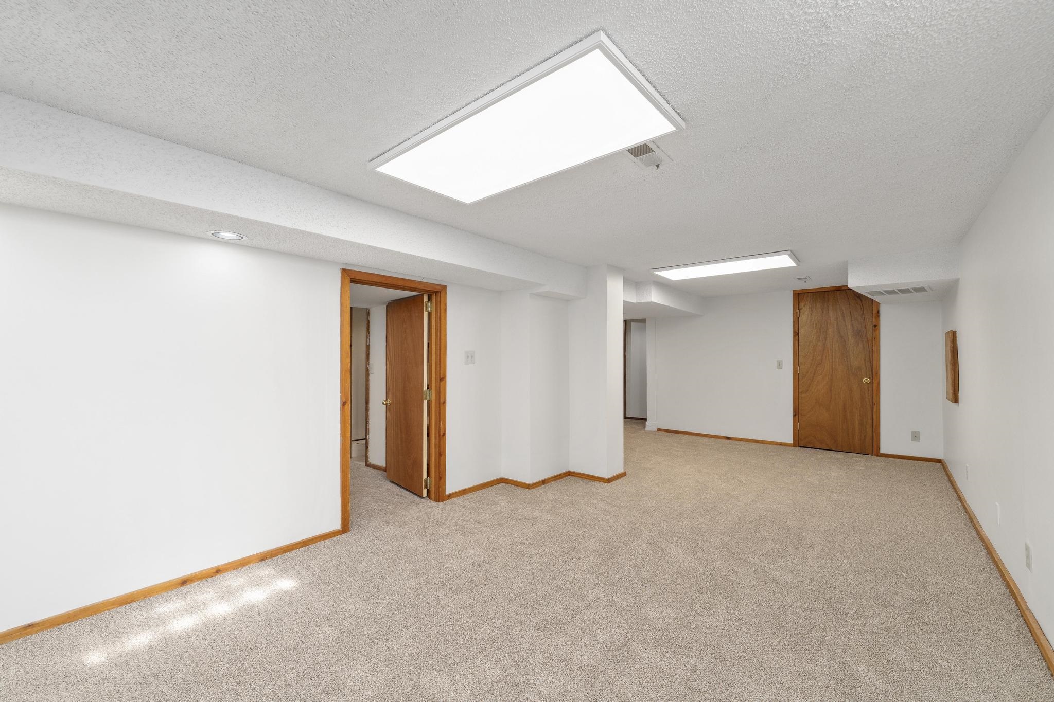 111 S Tracy St, Wichita, Kansas image 24
