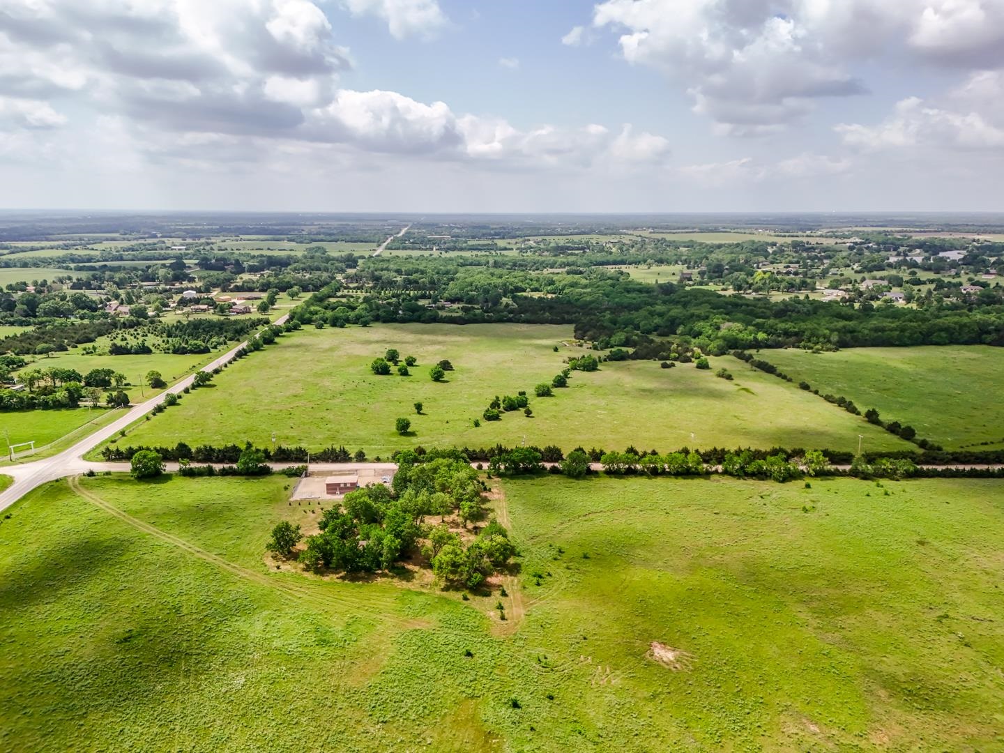 40+/- Acres On SW 40th St, Towanda, Kansas image 3