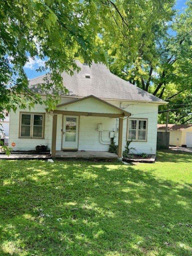 2125 Central Ave, Winfield, Kansas image 2