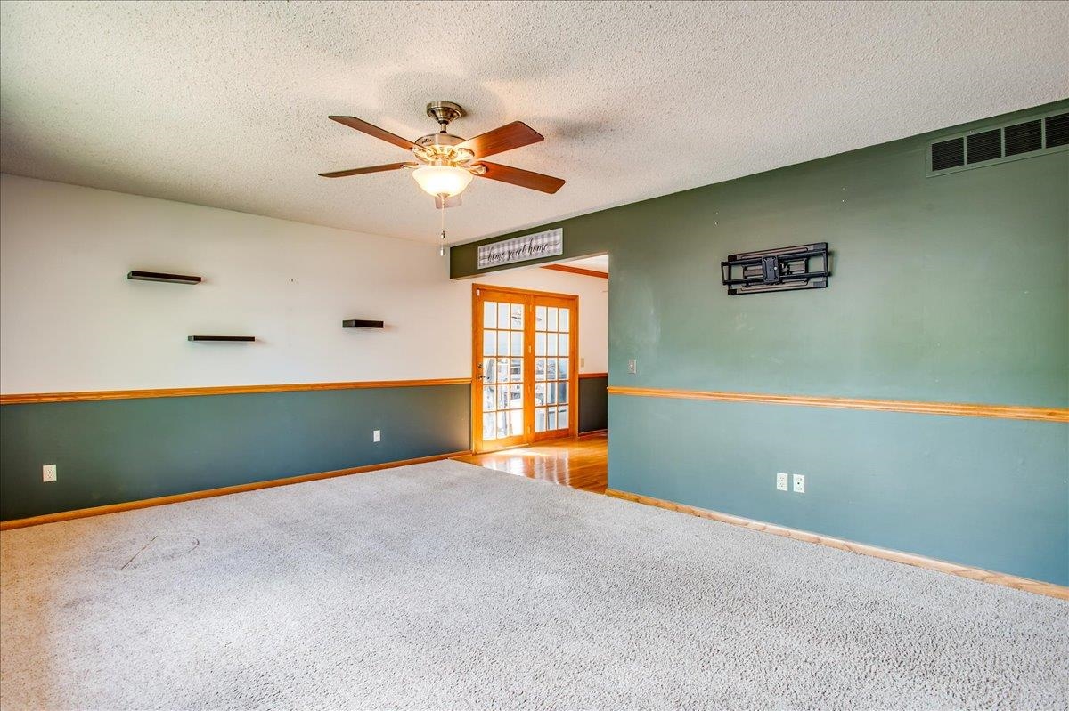 1326 S Bridgewater Ct, Wichita, Kansas image 8