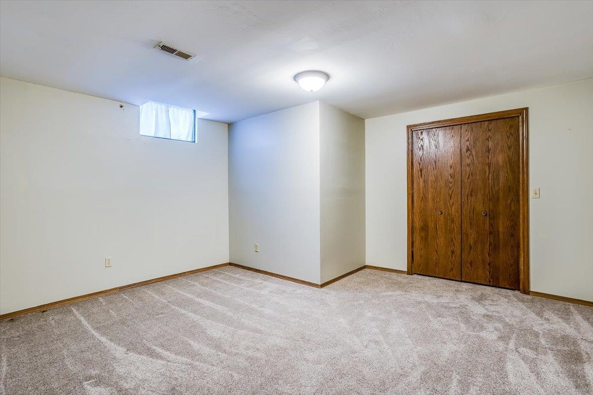 Derby, Kansas 67037, United States, 3 Bedrooms Bedrooms, ,3 BathroomsBathrooms,Residential,Pending,56792