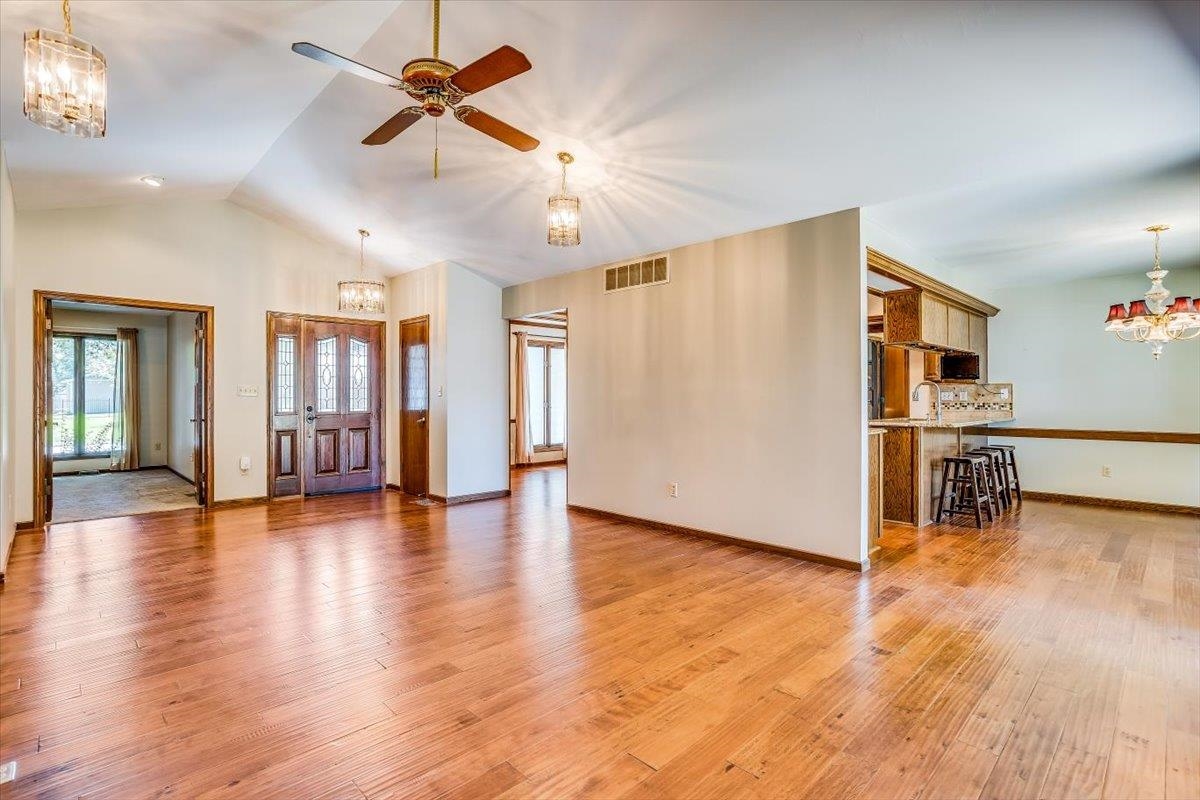 Derby, Kansas 67037, United States, 3 Bedrooms Bedrooms, ,3 BathroomsBathrooms,Residential,Pending,56792