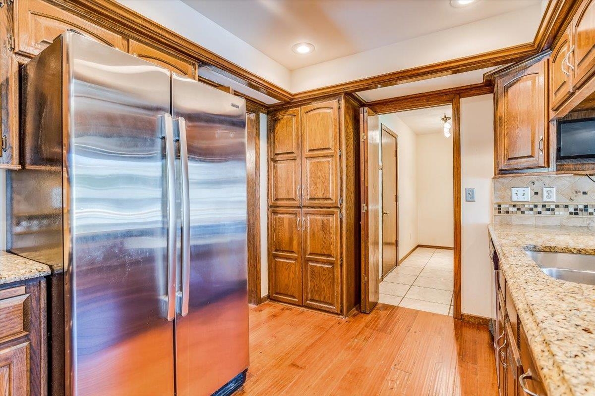 Derby, Kansas 67037, United States, 3 Bedrooms Bedrooms, ,3 BathroomsBathrooms,Residential,Pending,56792