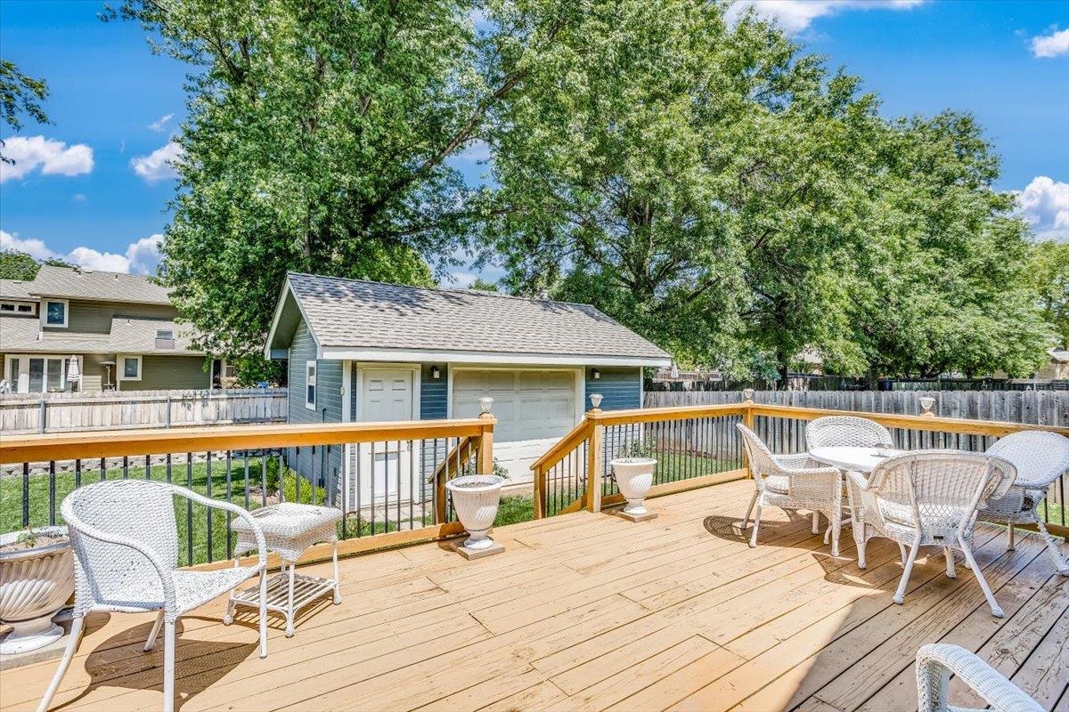 Derby, Kansas 67037, United States, 3 Bedrooms Bedrooms, ,3 BathroomsBathrooms,Residential,Pending,56792