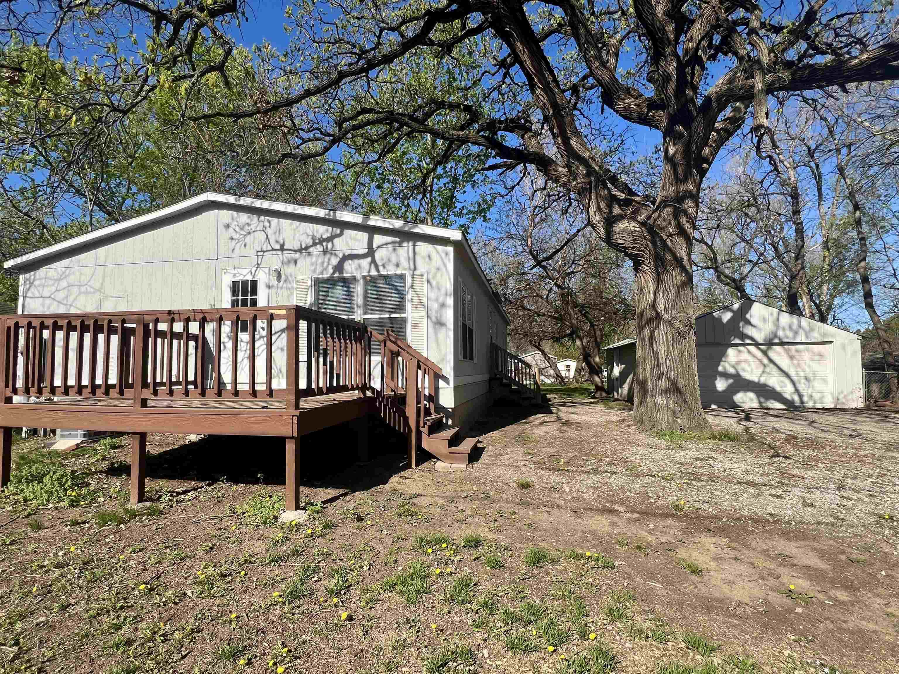 109 S Khedive St, Maize, Kansas image 2