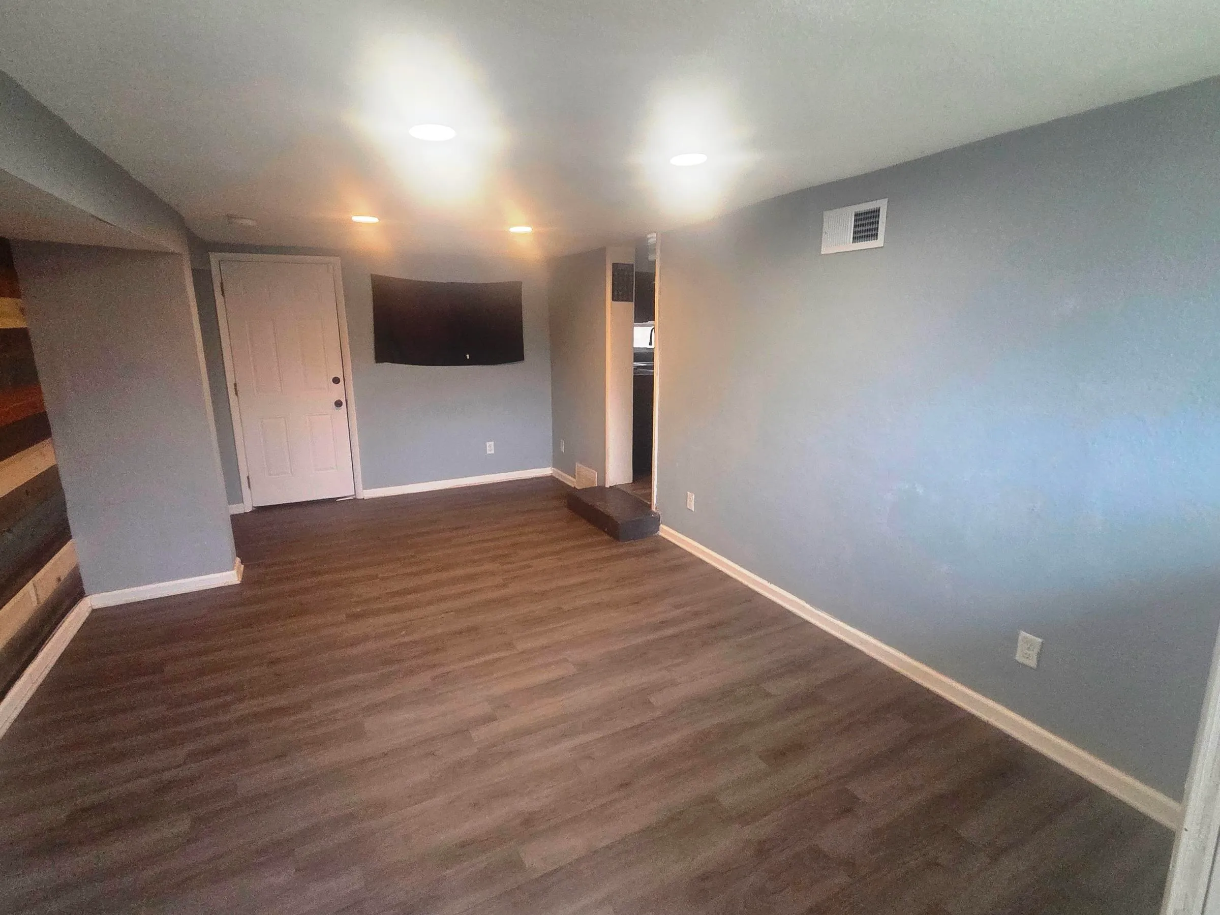 Wichita, Kansas 67213, United States, 3 Bedrooms Bedrooms, ,2 BathroomsBathrooms,Residential,Active,255263