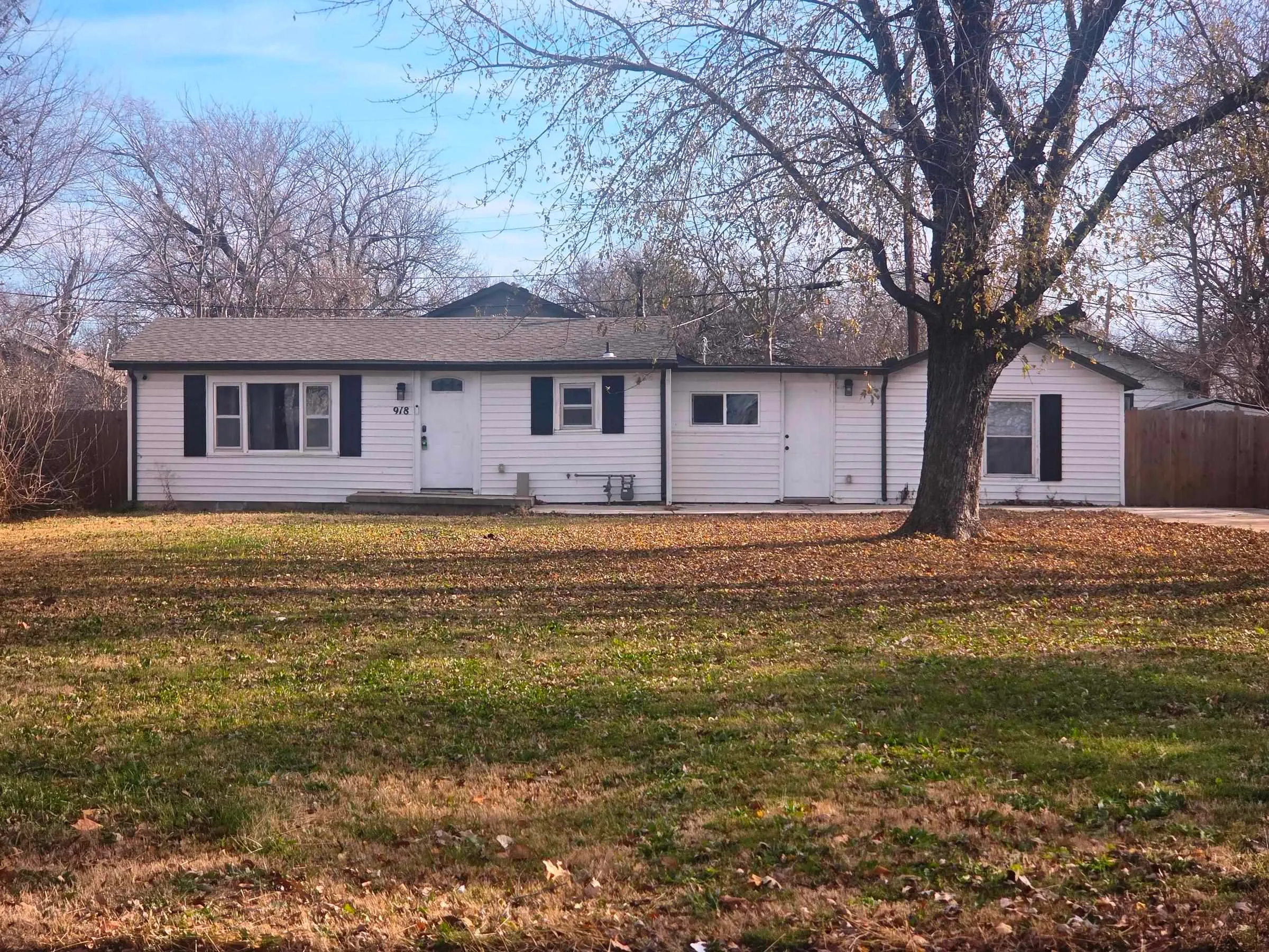 Wichita, Kansas 67213, United States, 3 Bedrooms Bedrooms, ,2 BathroomsBathrooms,Residential,Active,255263