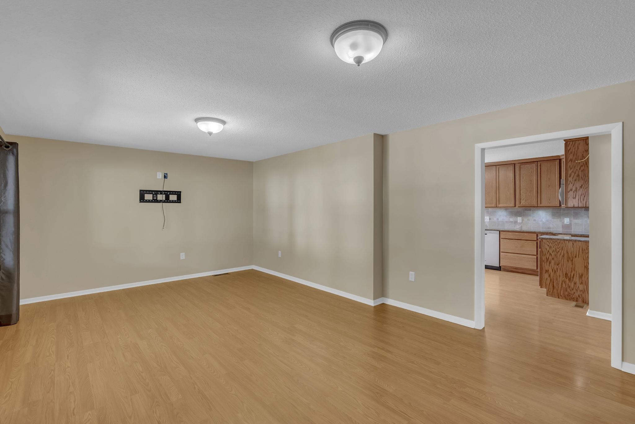218 N Locust St, Whitewater, Kansas image 5