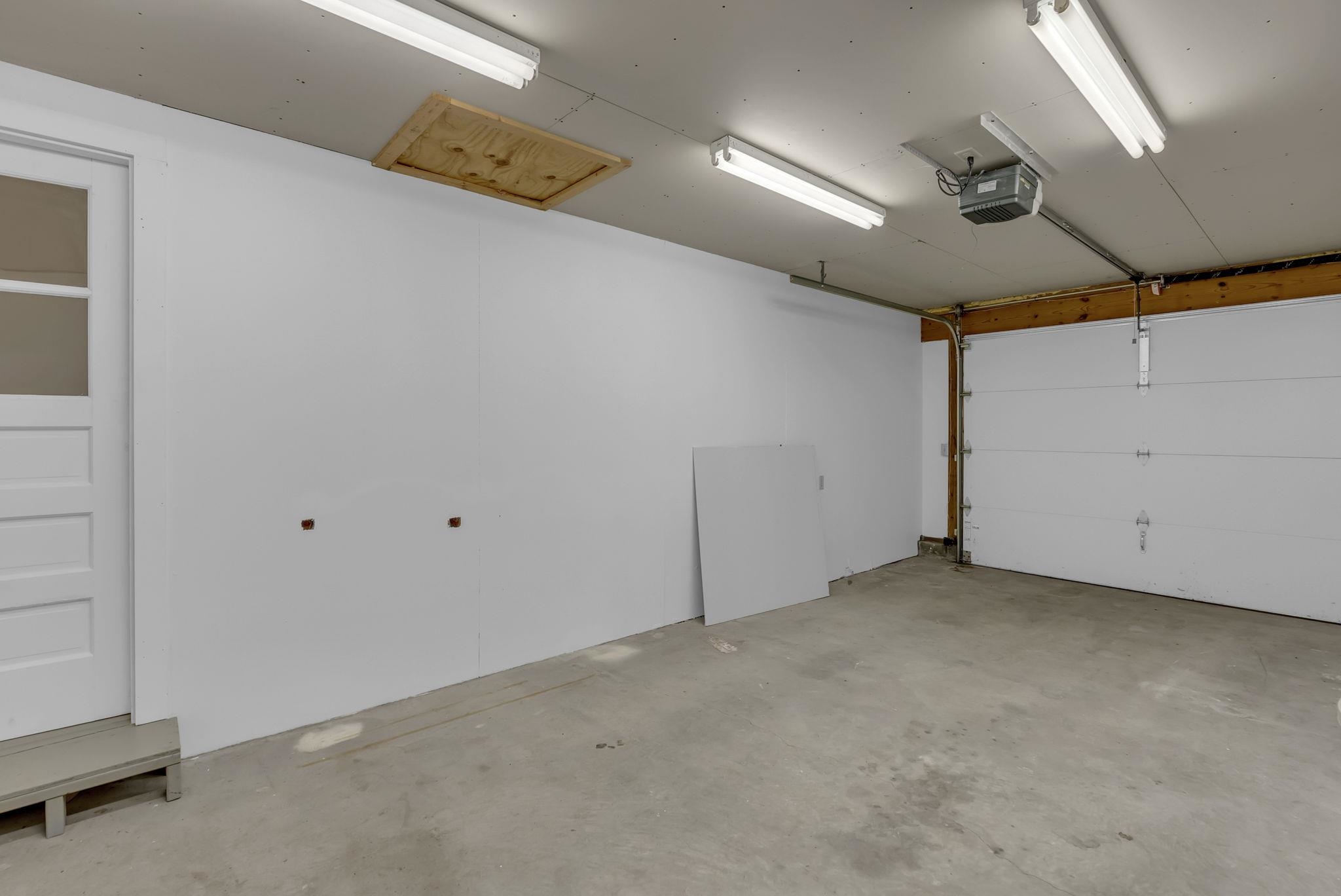 218 N Locust St, Whitewater, Kansas image 21