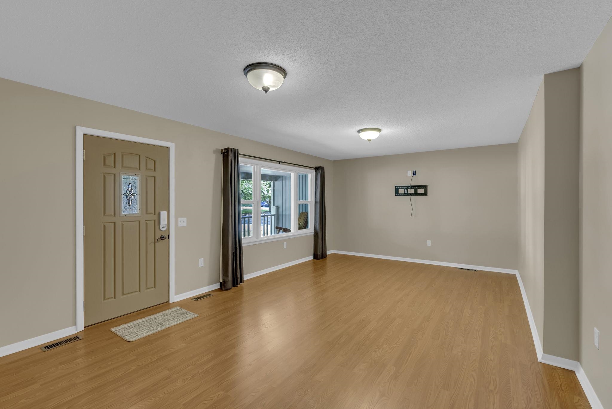 218 N Locust St, Whitewater, Kansas image 6