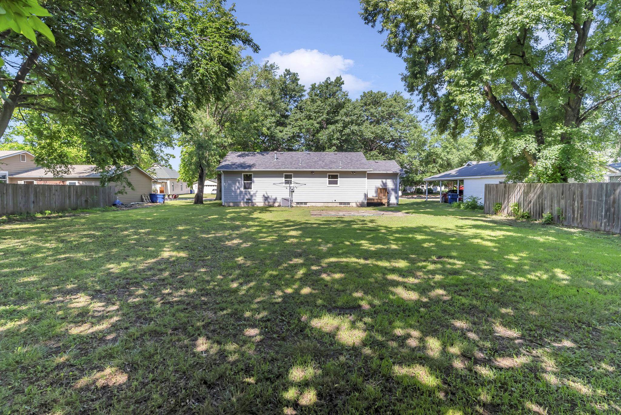 218 N Locust St, Whitewater, Kansas image 25