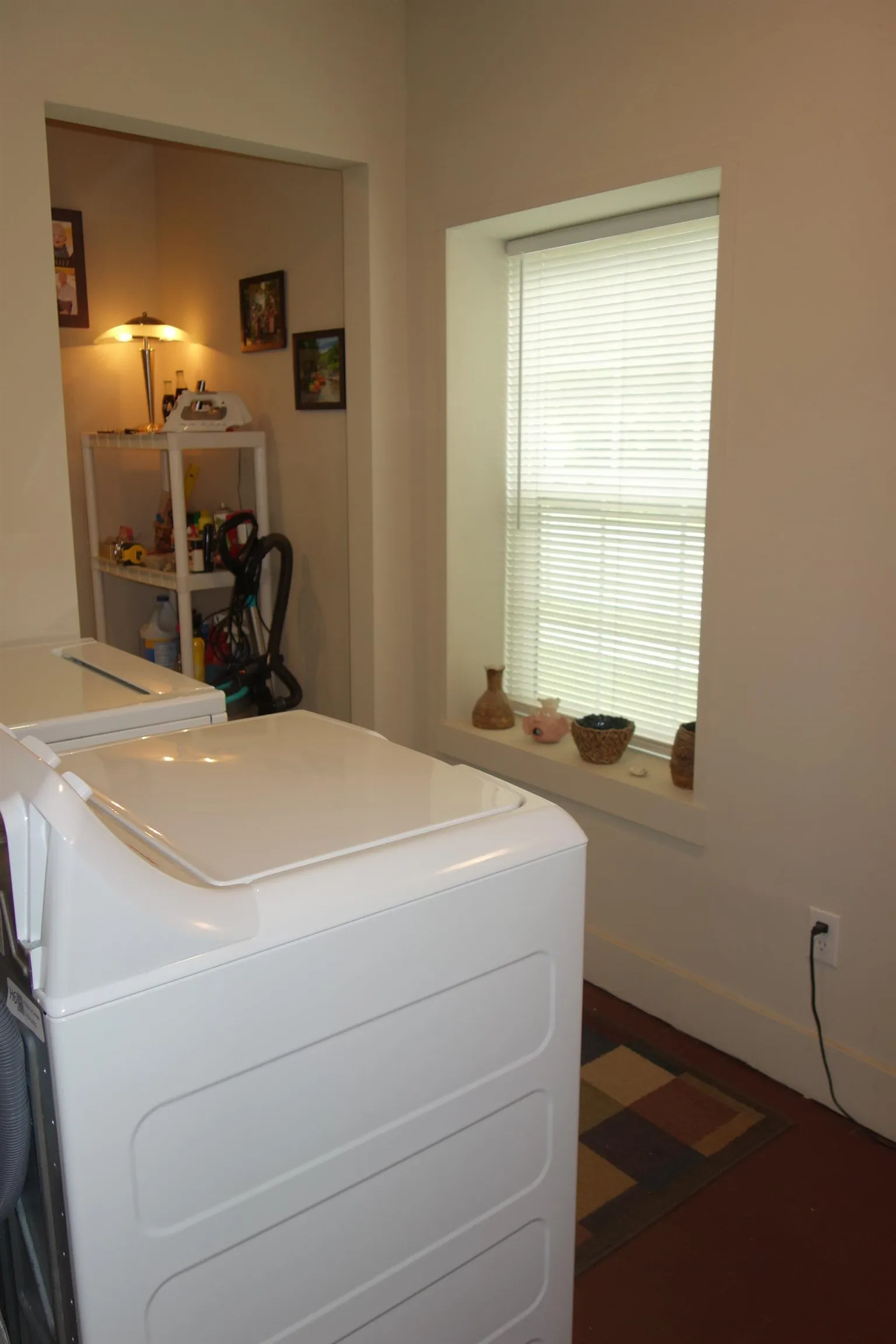 Mulvane, Kansas 67110, United States, 3 Bedrooms Bedrooms, ,2 BathroomsBathrooms,Residential,Pending,133163