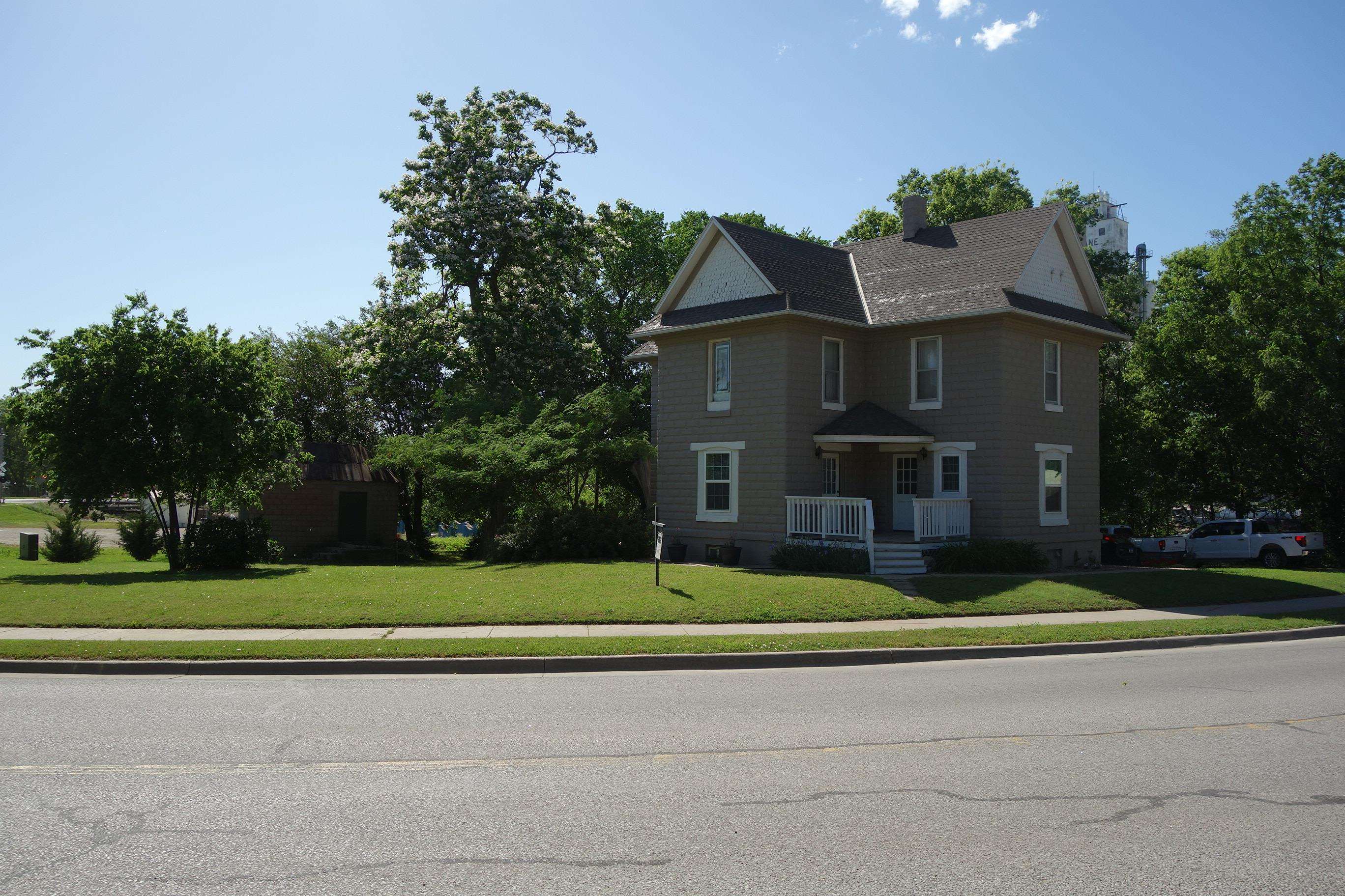 202 W Blair St, Mulvane, Kansas image 1