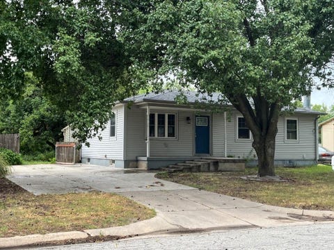 Homes For Sale - 580 Turkle Ave<br/> Haysville, KS 67060