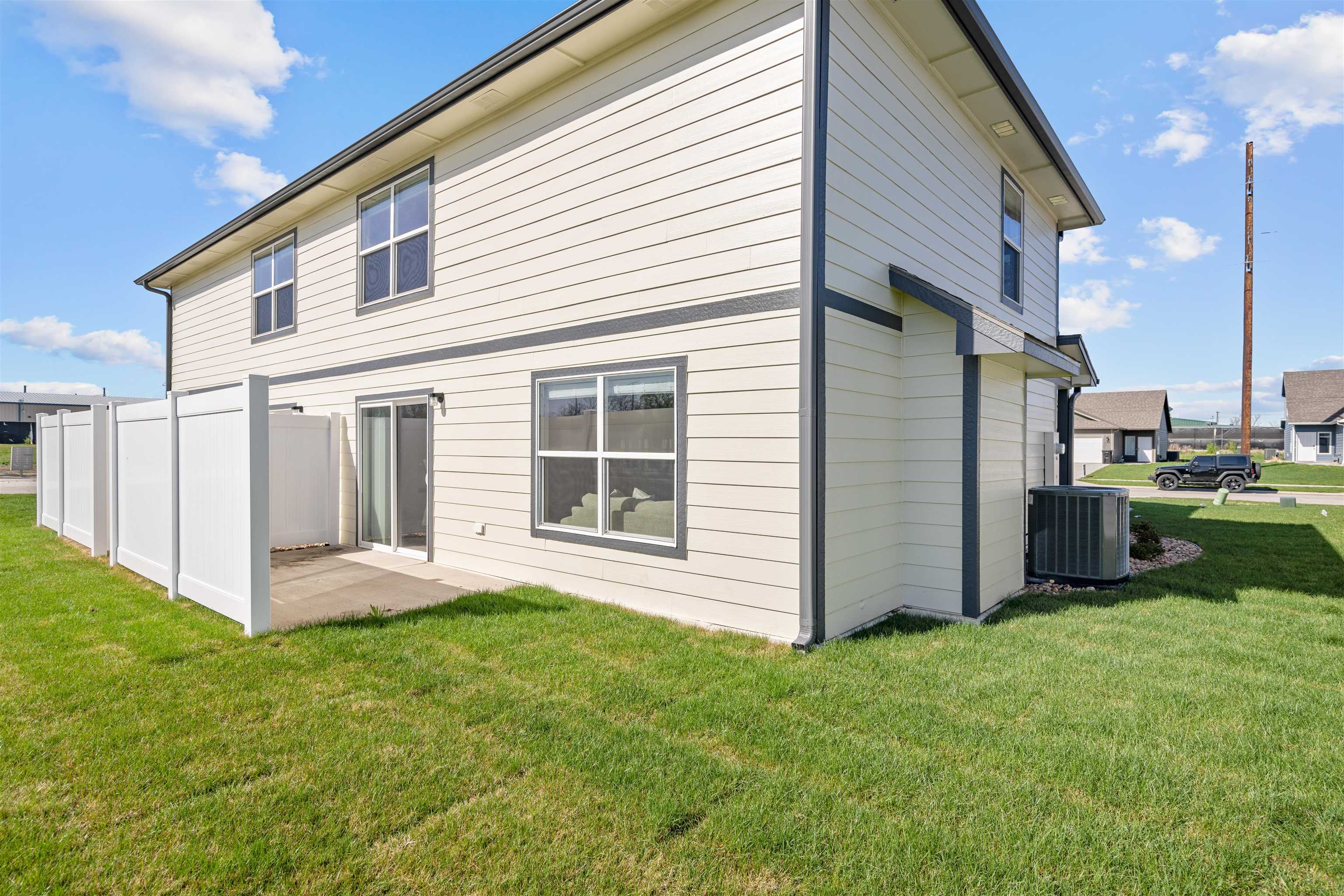 2759 Tim Rogers Ln, Salina, Kansas image 3