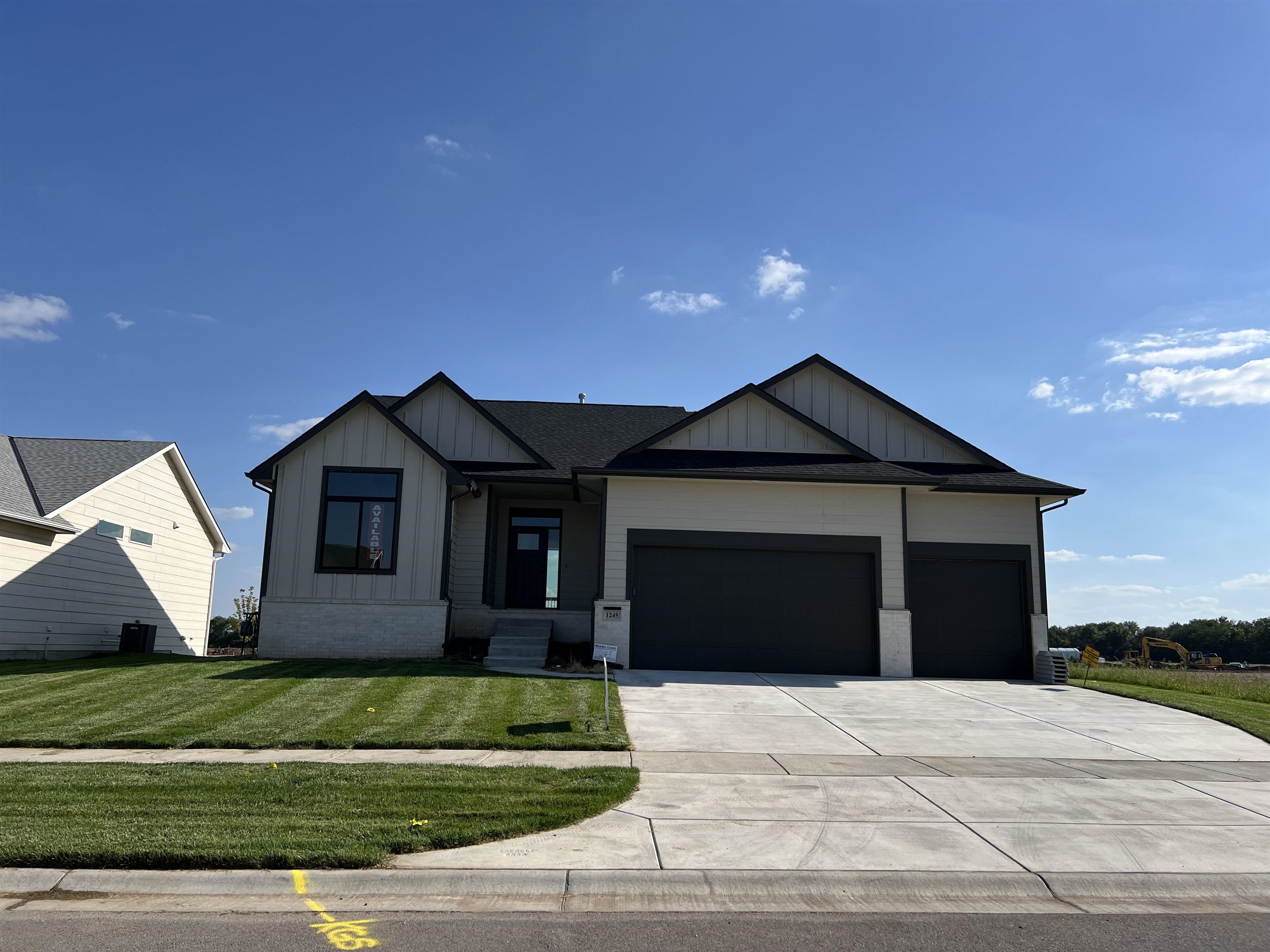 1245 W Ravendale Ln, Goddard, Kansas image 1