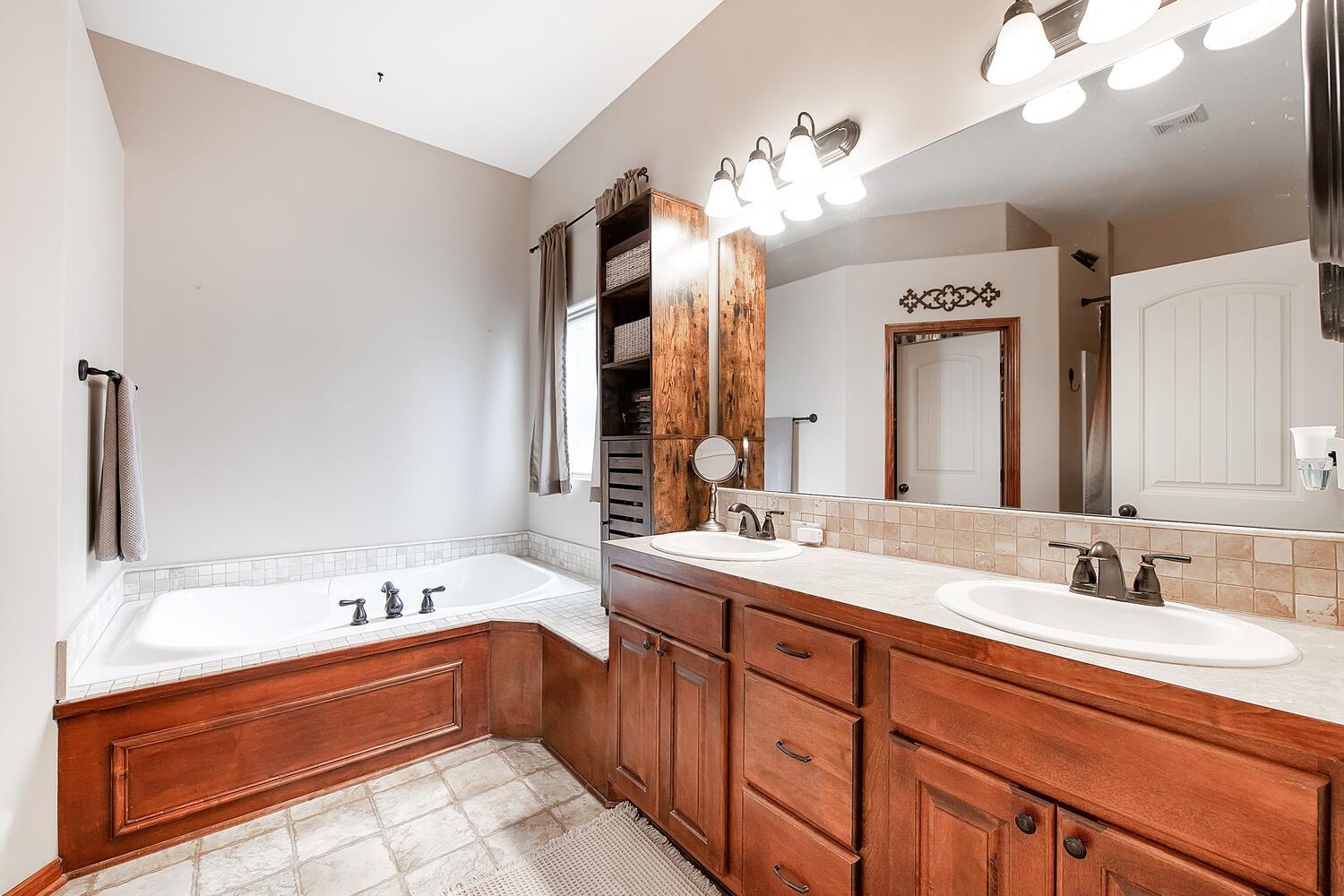 2805 W 58th St N St, Wichita, Kansas image 17