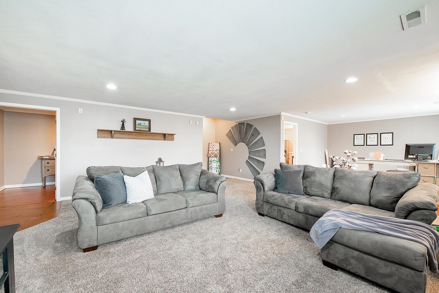 2805 W 58th St N St, Wichita, Kansas image 24