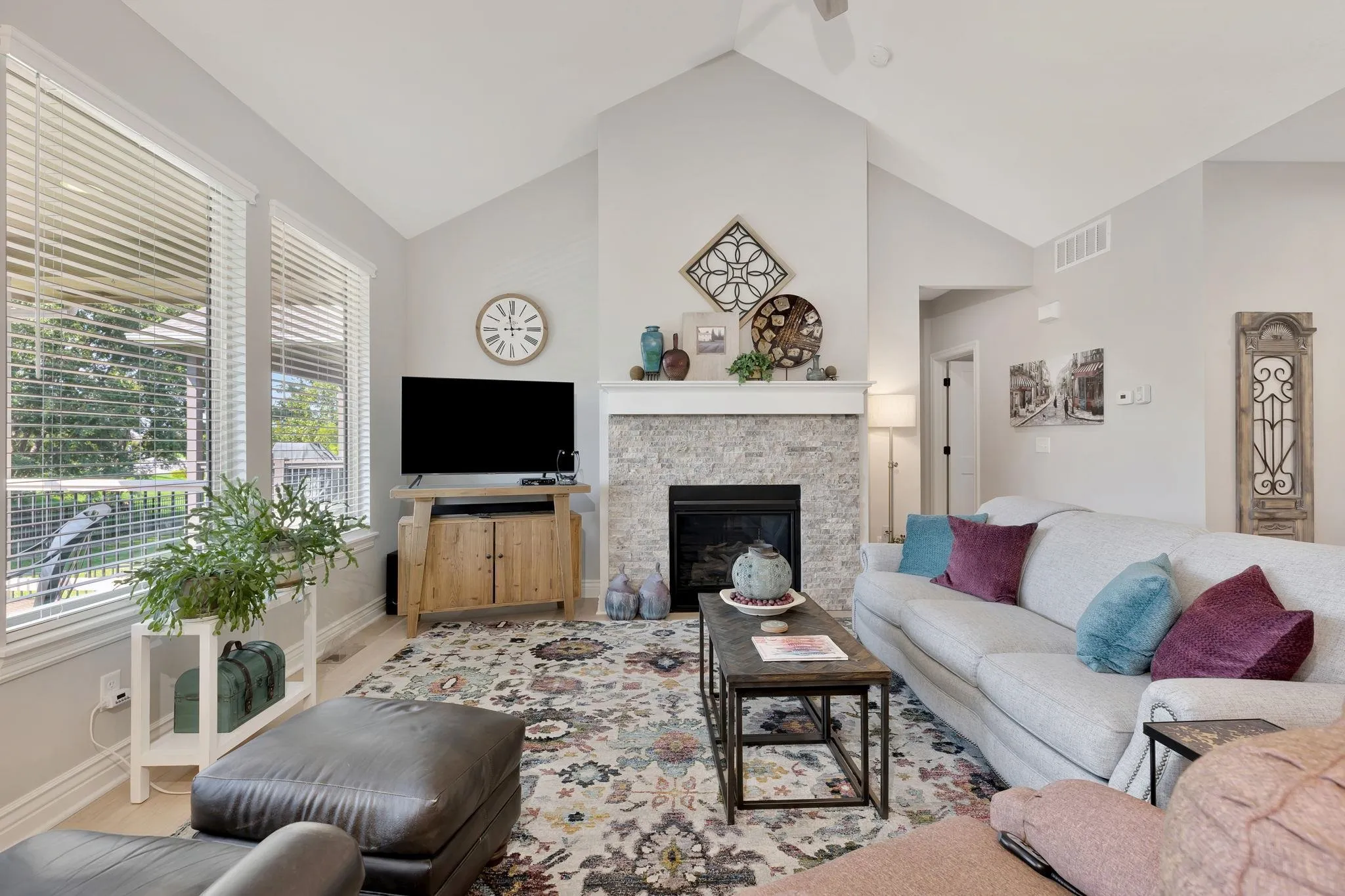 Wichita, Kansas 67205, United States, 4 Bedrooms Bedrooms, ,3 BathroomsBathrooms,Residential,Active,236326