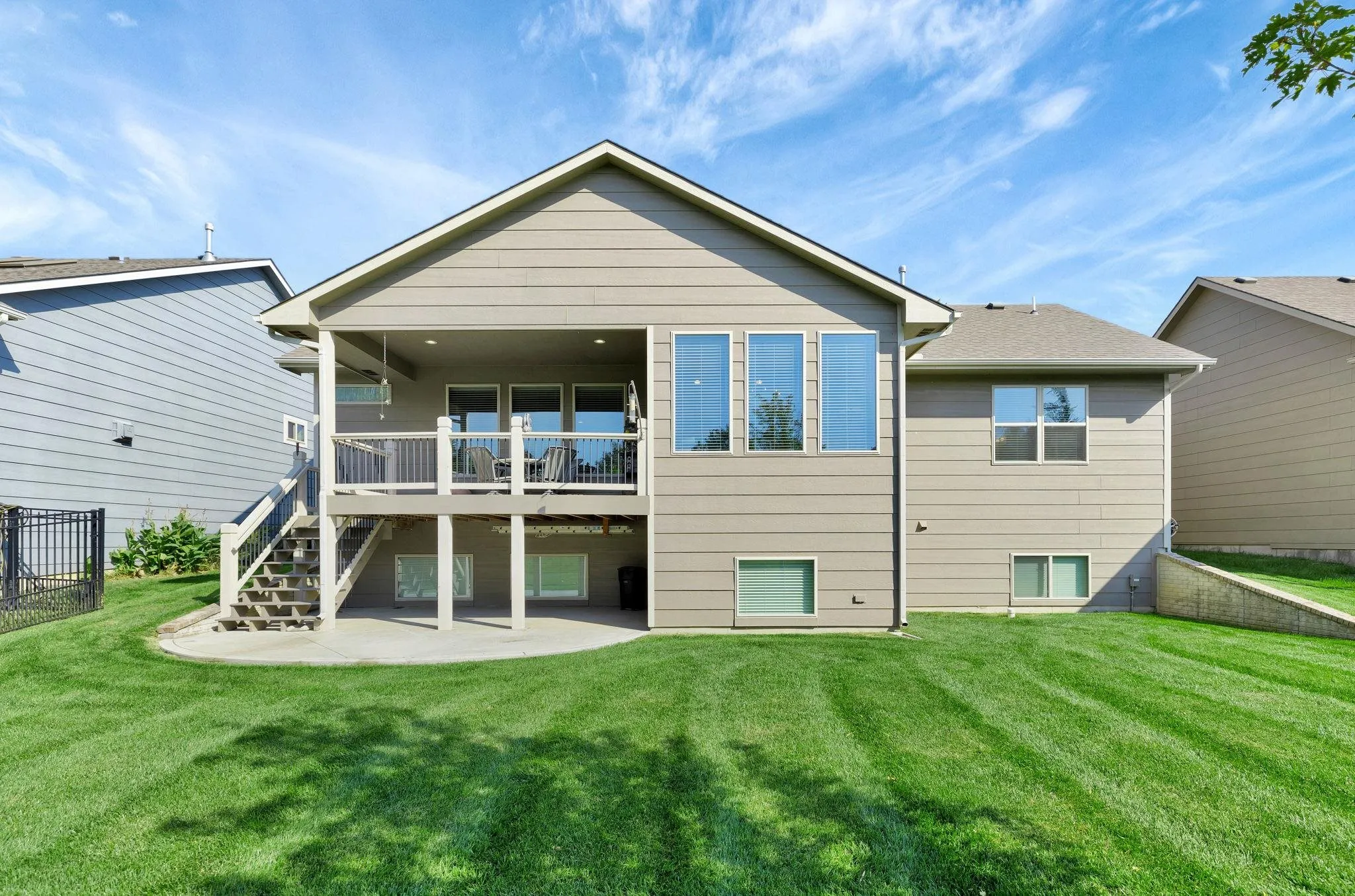 Wichita, Kansas 67205, United States, 4 Bedrooms Bedrooms, ,3 BathroomsBathrooms,Residential,Active,236326