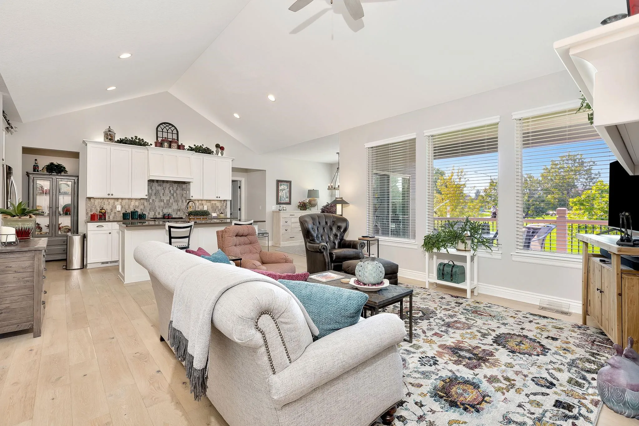 Wichita, Kansas 67205, United States, 4 Bedrooms Bedrooms, ,3 BathroomsBathrooms,Residential,Active,236326