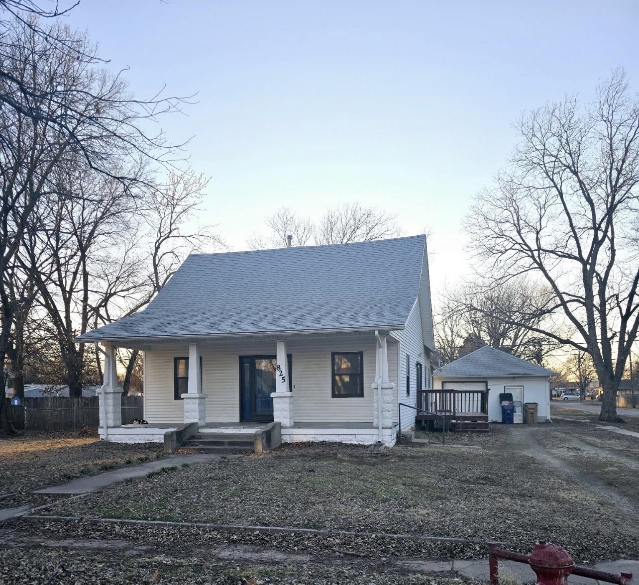 825 N Linden St, Belle Plaine, Kansas image 1