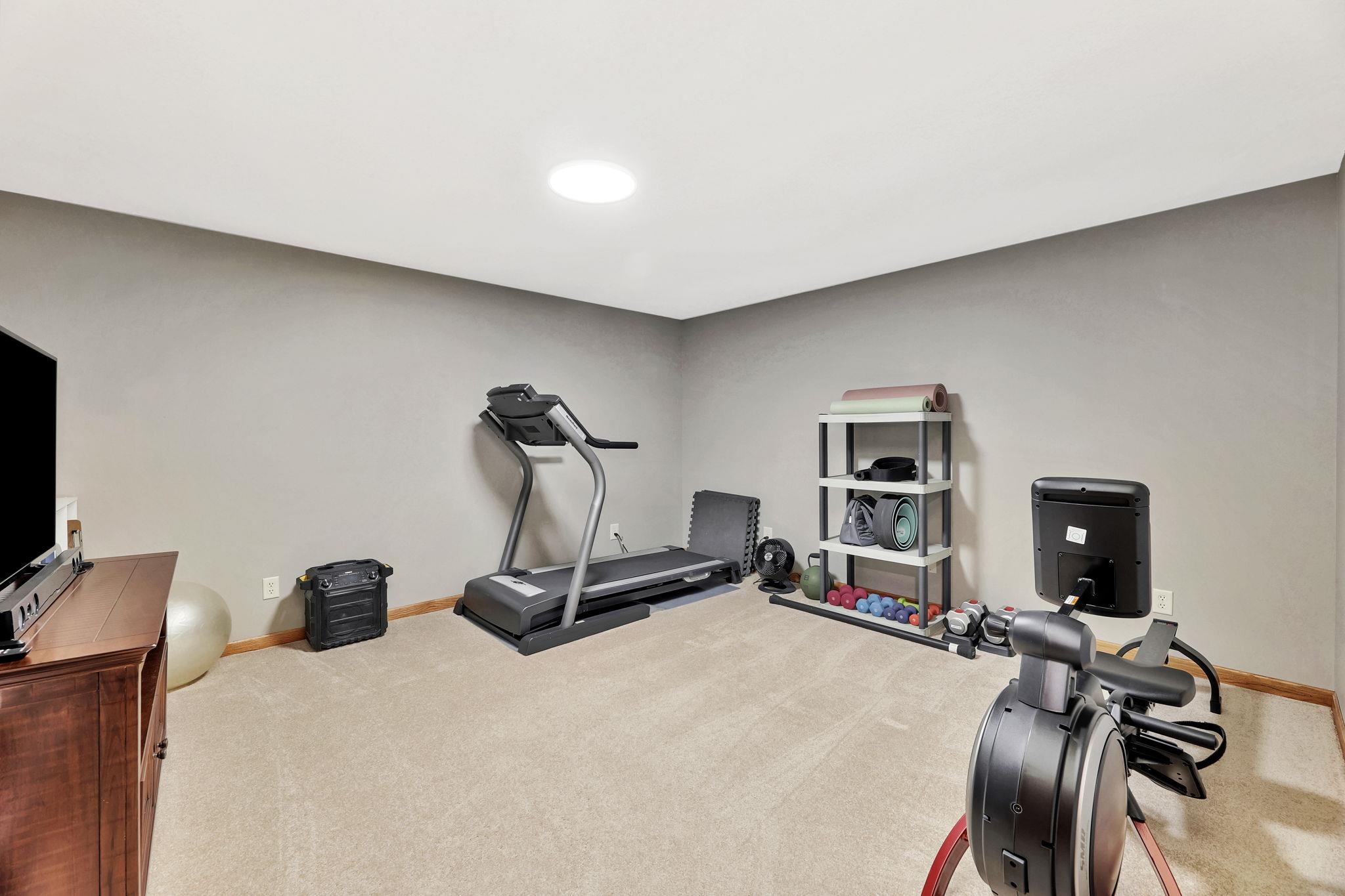 1719 N Black Oak Ct, Andover, Kansas image 24