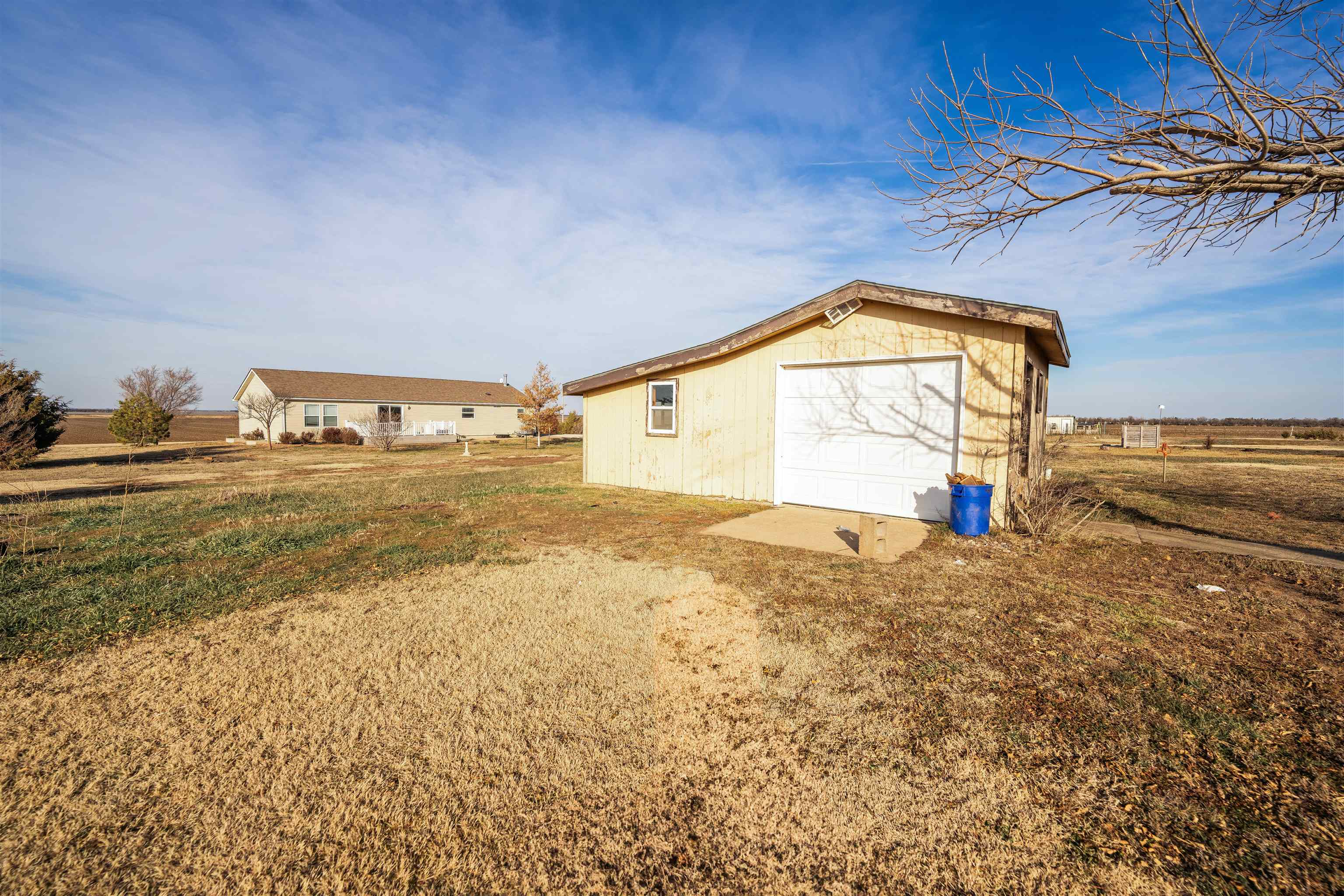 1606 10th Ave, McPherson, Kansas image 34